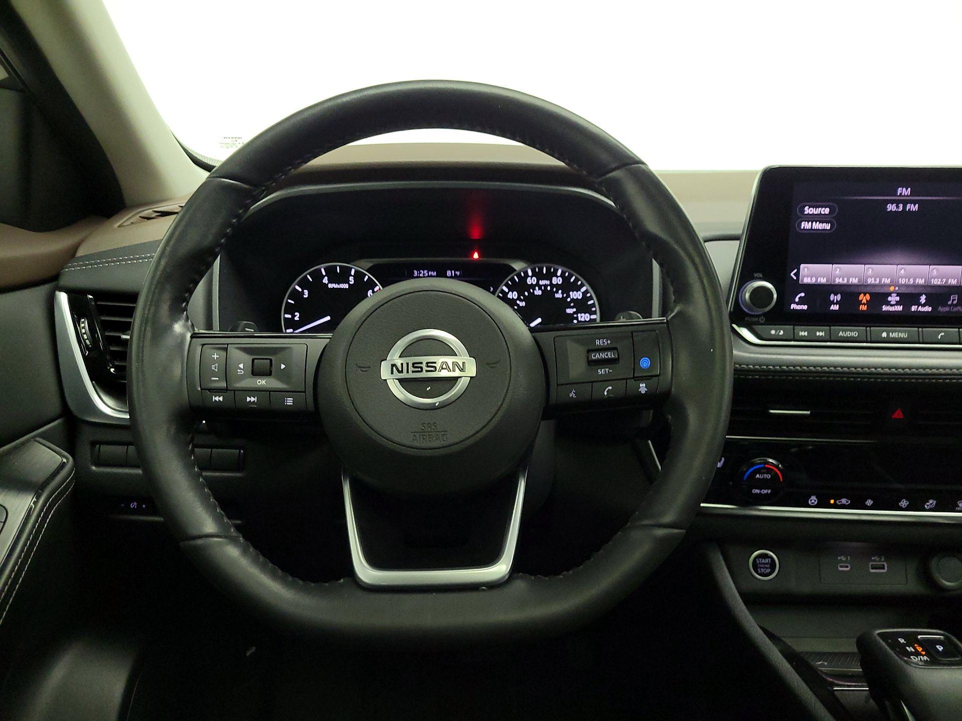 Thumbnail: 2021 Nissan Rogue - 10