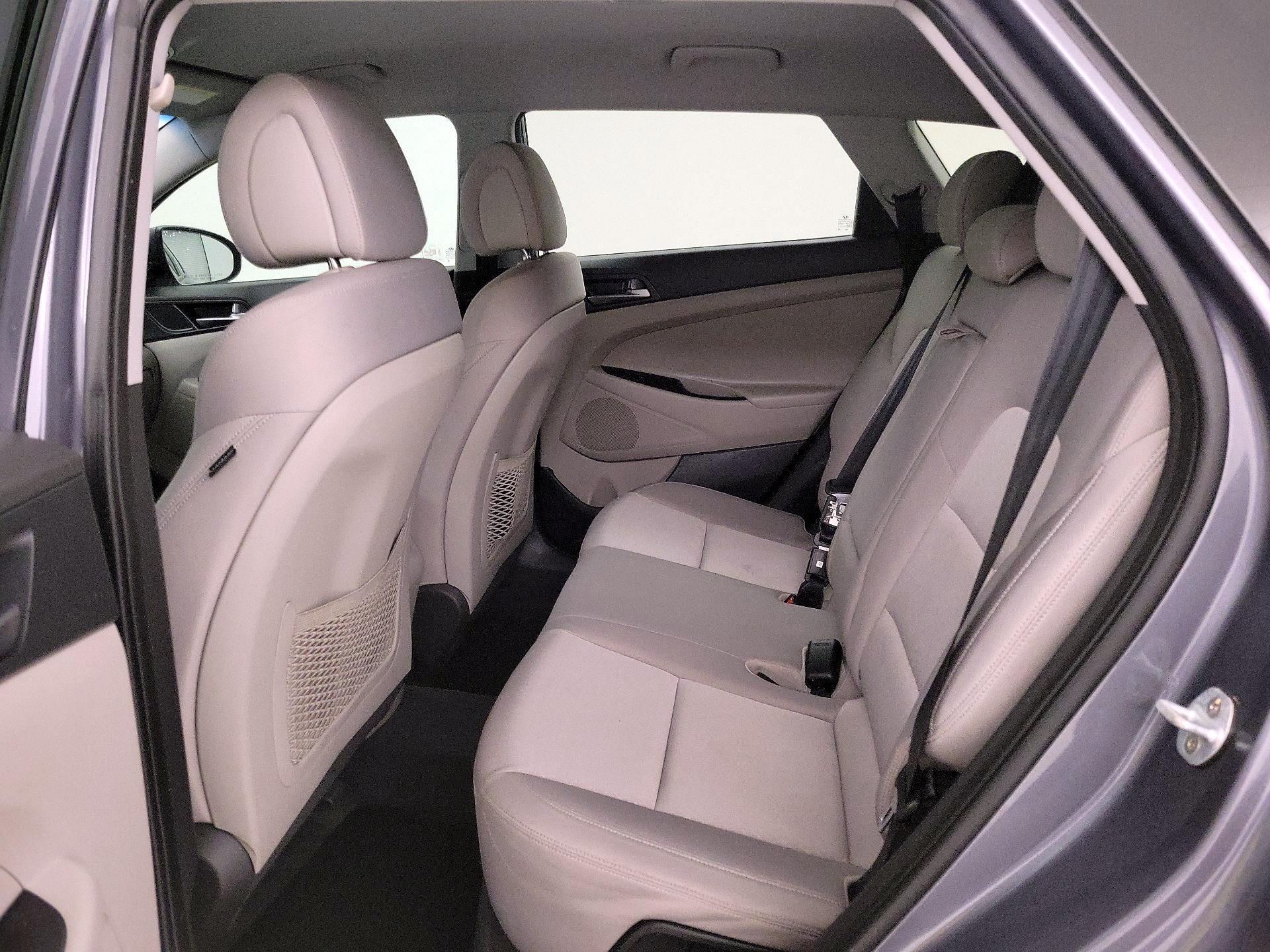 Thumbnail: 2016 Hyundai Tucson - 19