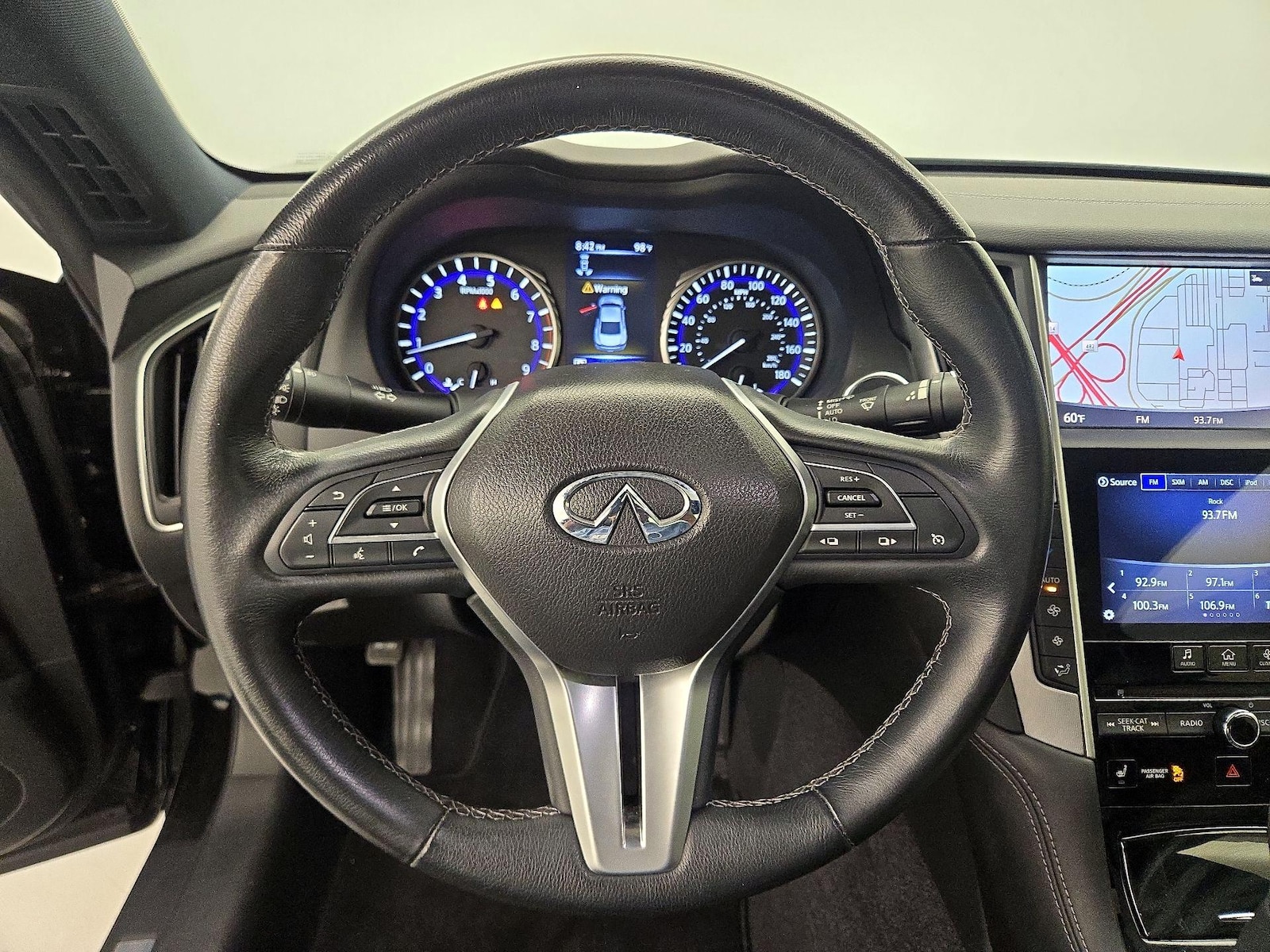 2019 INFINITI Q60 Coupe LUXE - Photo 11