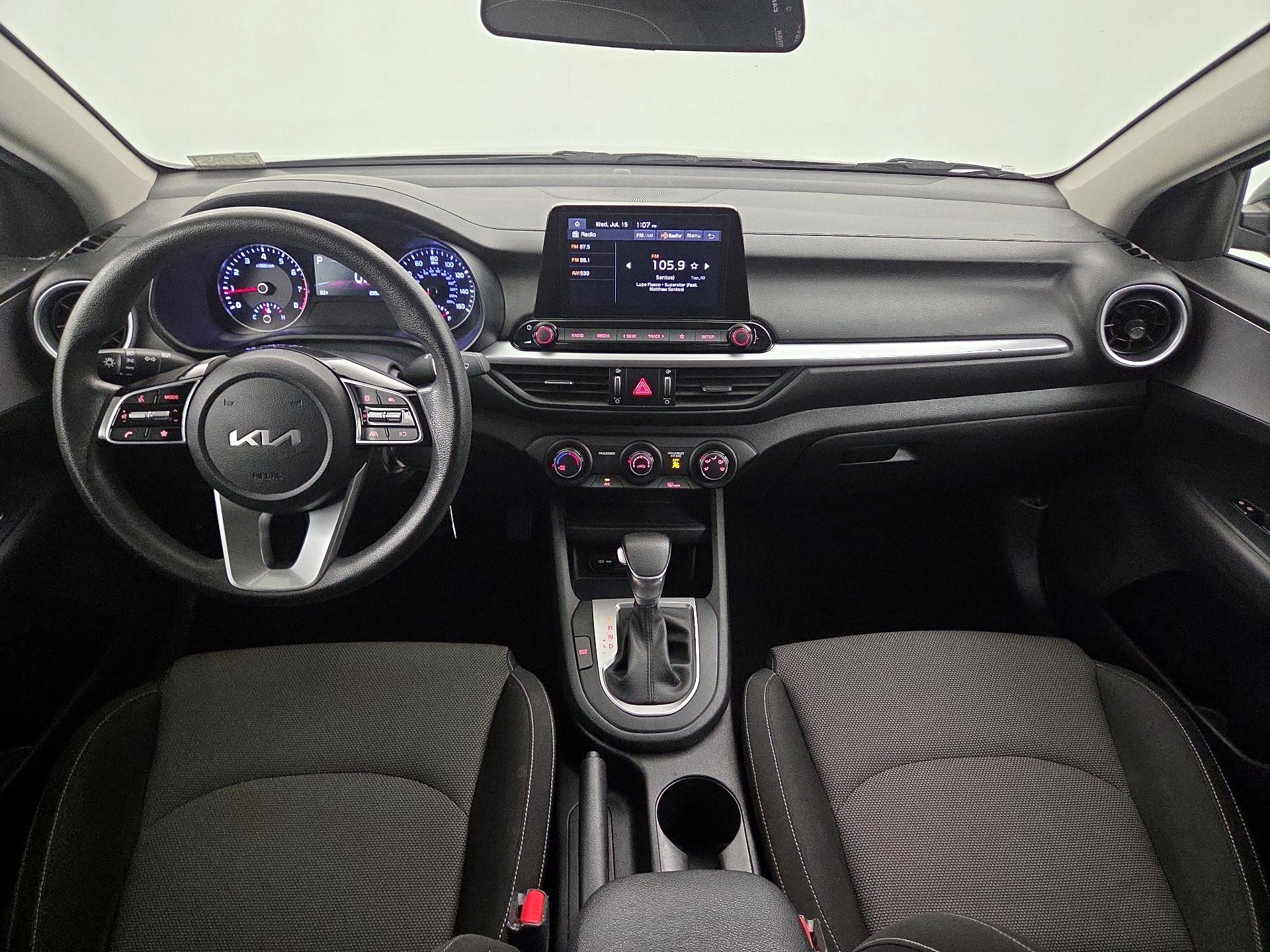 Thumbnail: 2023 Kia Forte - 9