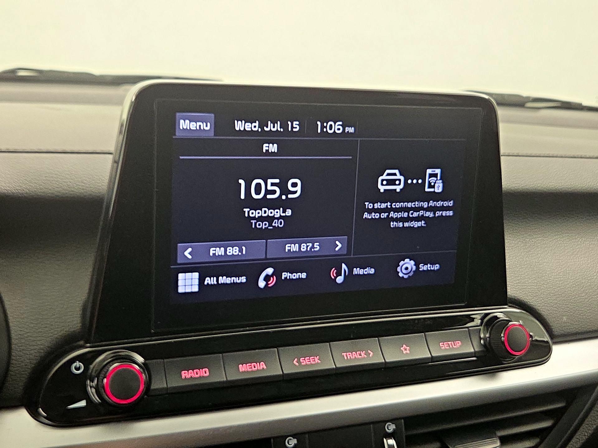 Thumbnail: 2023 Kia Forte - 15