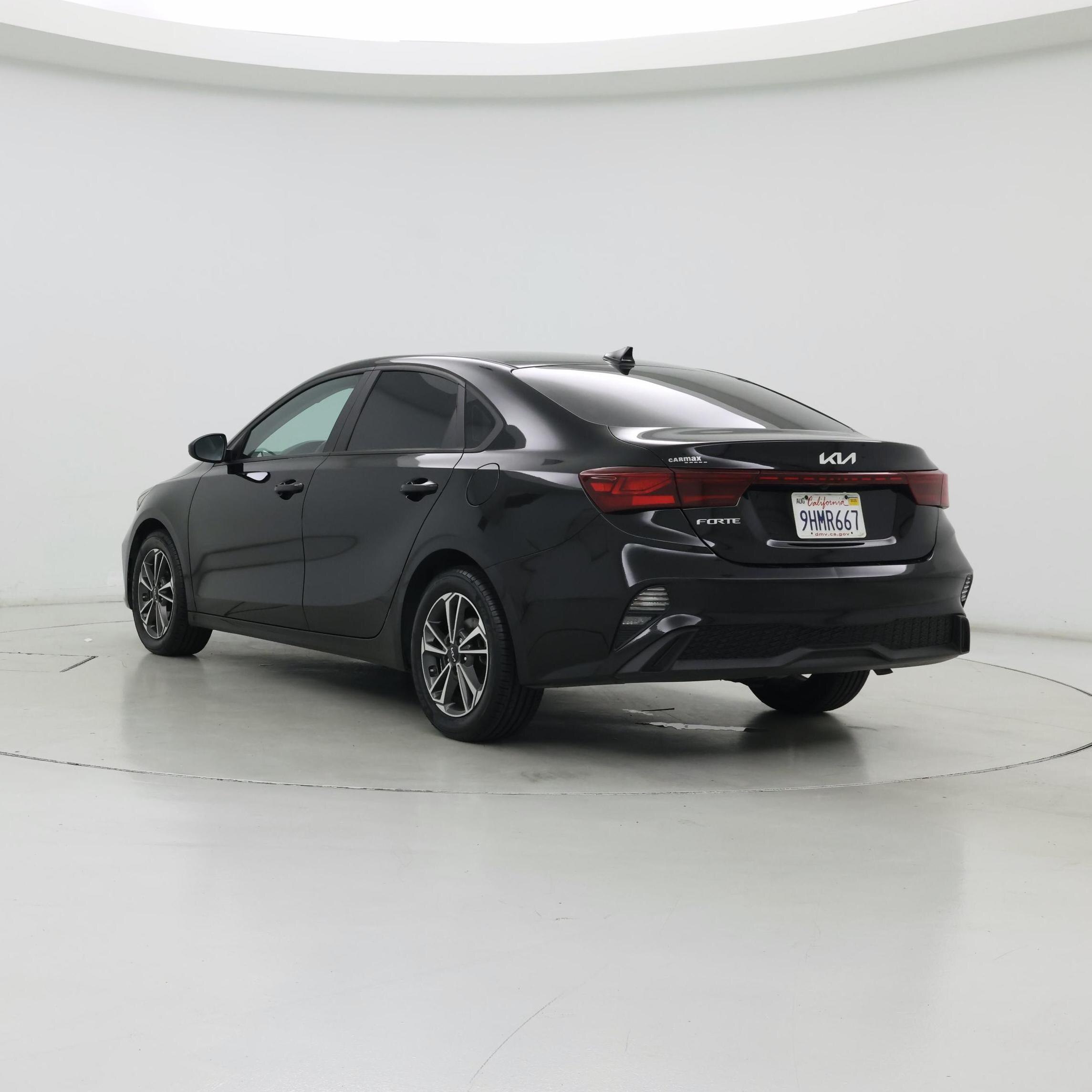 Thumbnail: 2023 Kia Forte - 2