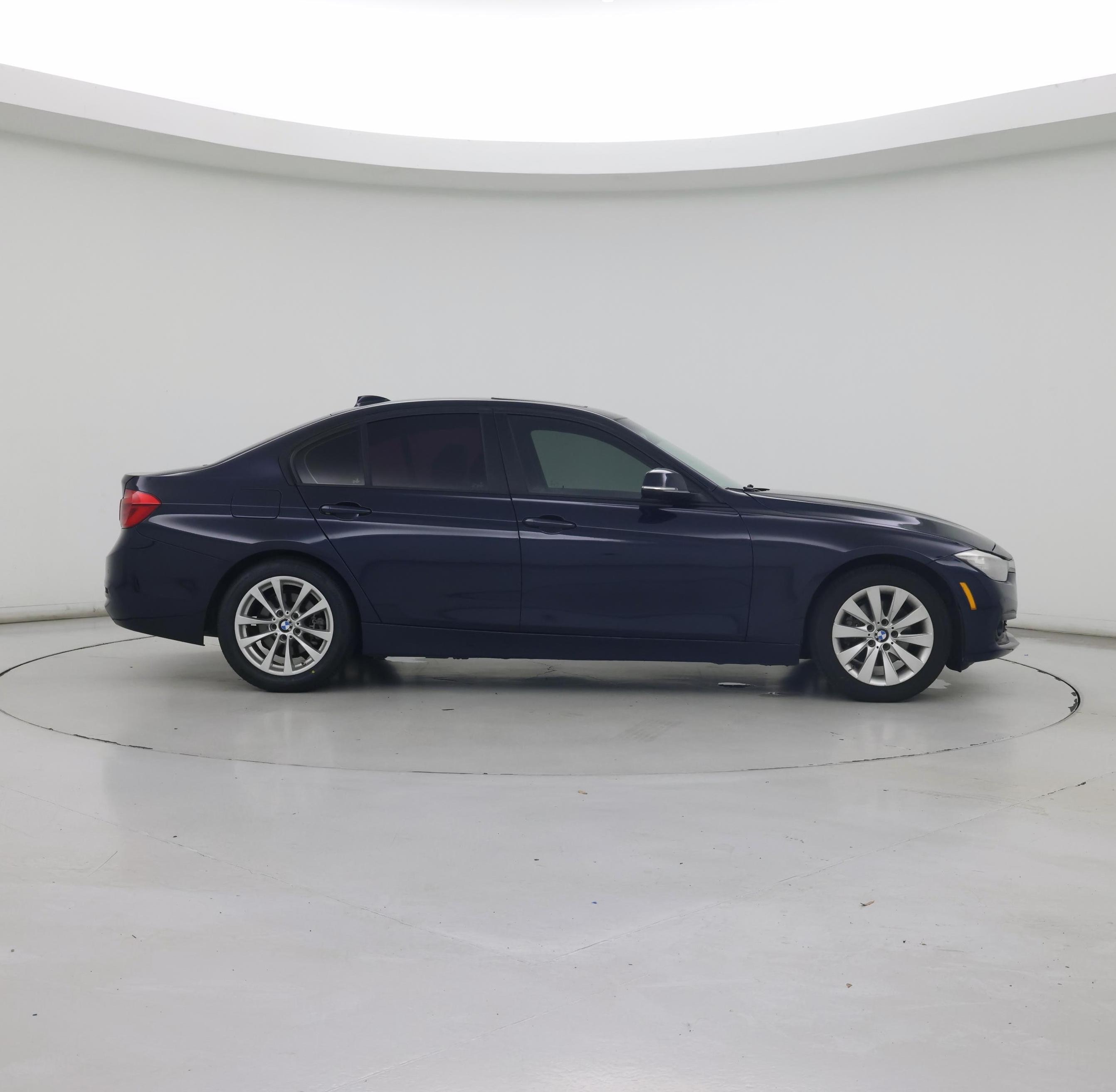 Thumbnail: 2017 BMW 3 Series - 7