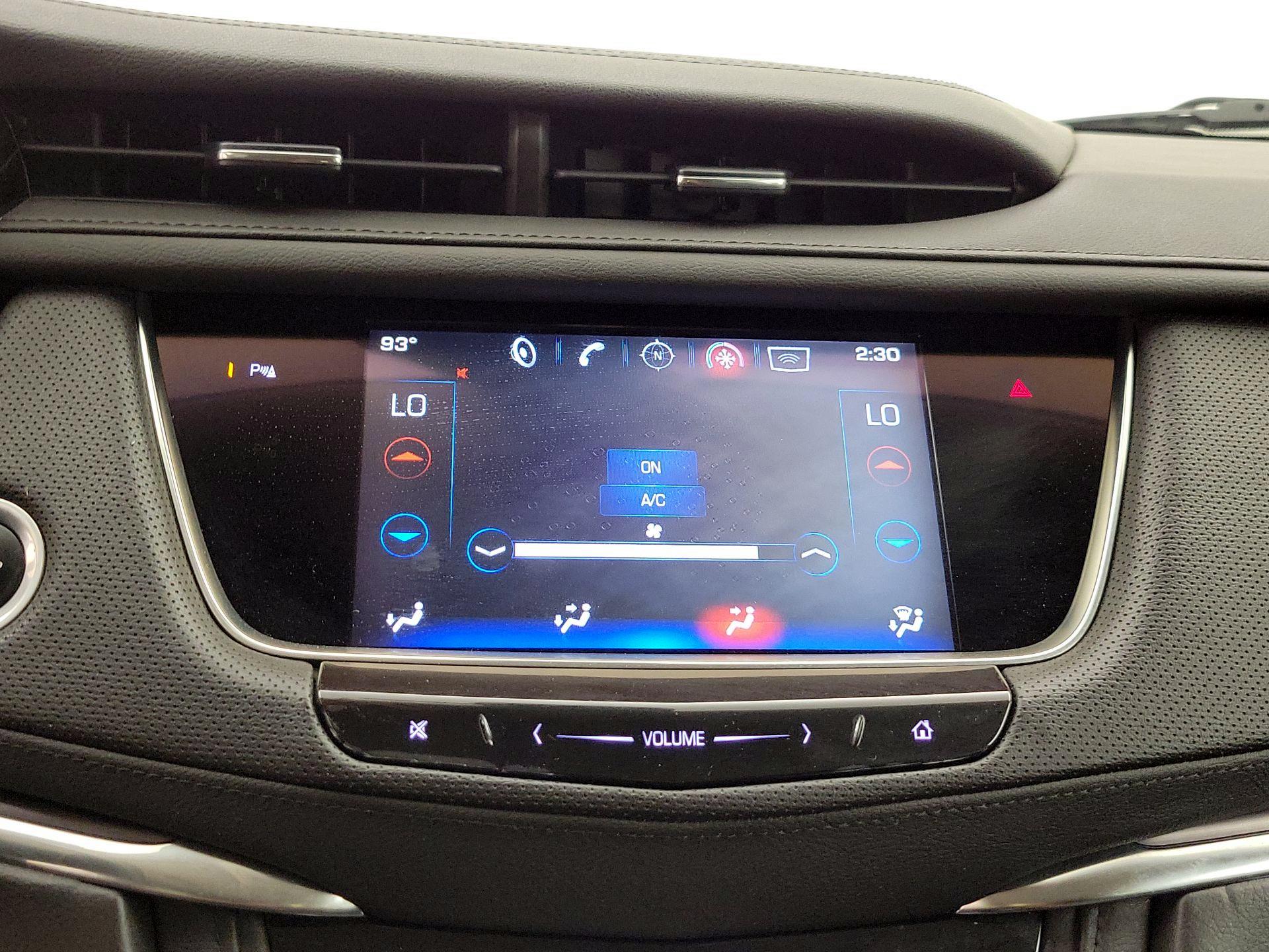 Thumbnail: 2017 Cadillac XT5 - 16