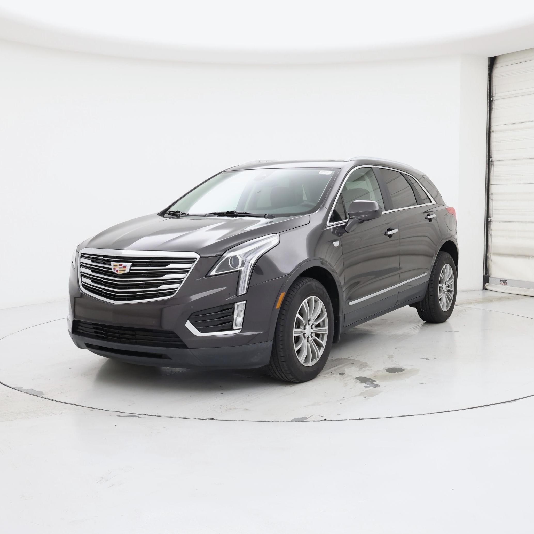 Thumbnail: 2017 Cadillac XT5 - 4