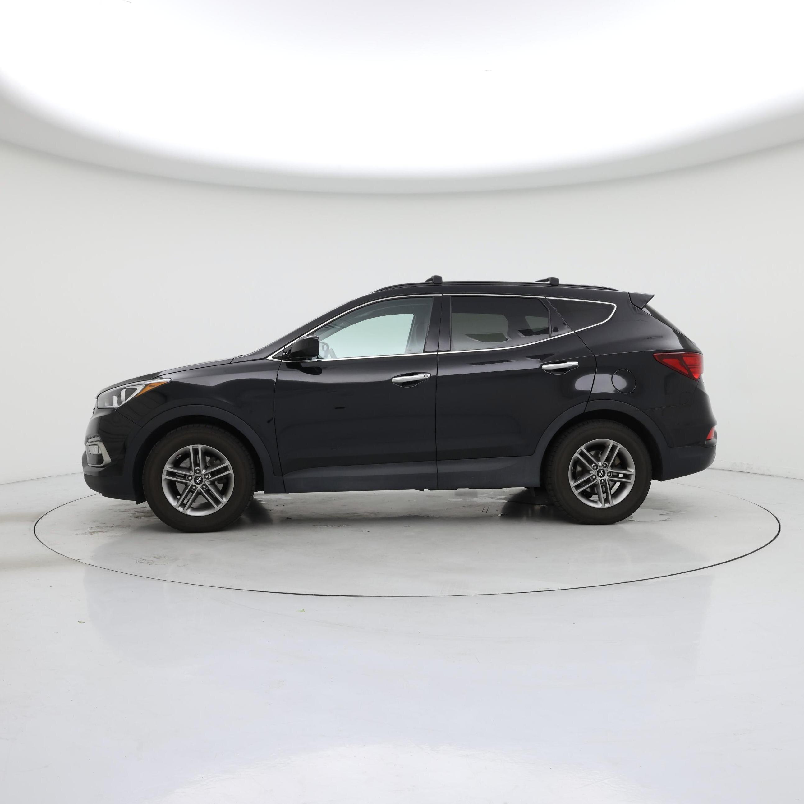 Thumbnail: 2017 Hyundai Santa Fe - 3
