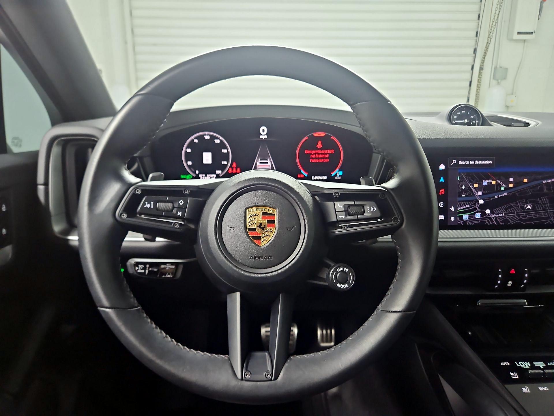 Thumbnail: 2024 Porsche Cayenne - 10