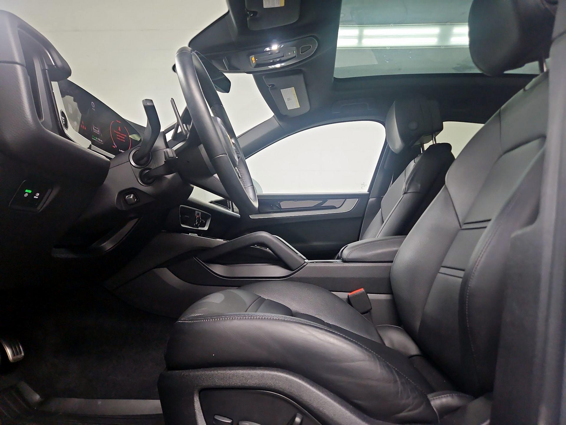 Thumbnail: 2024 Porsche Cayenne - 20