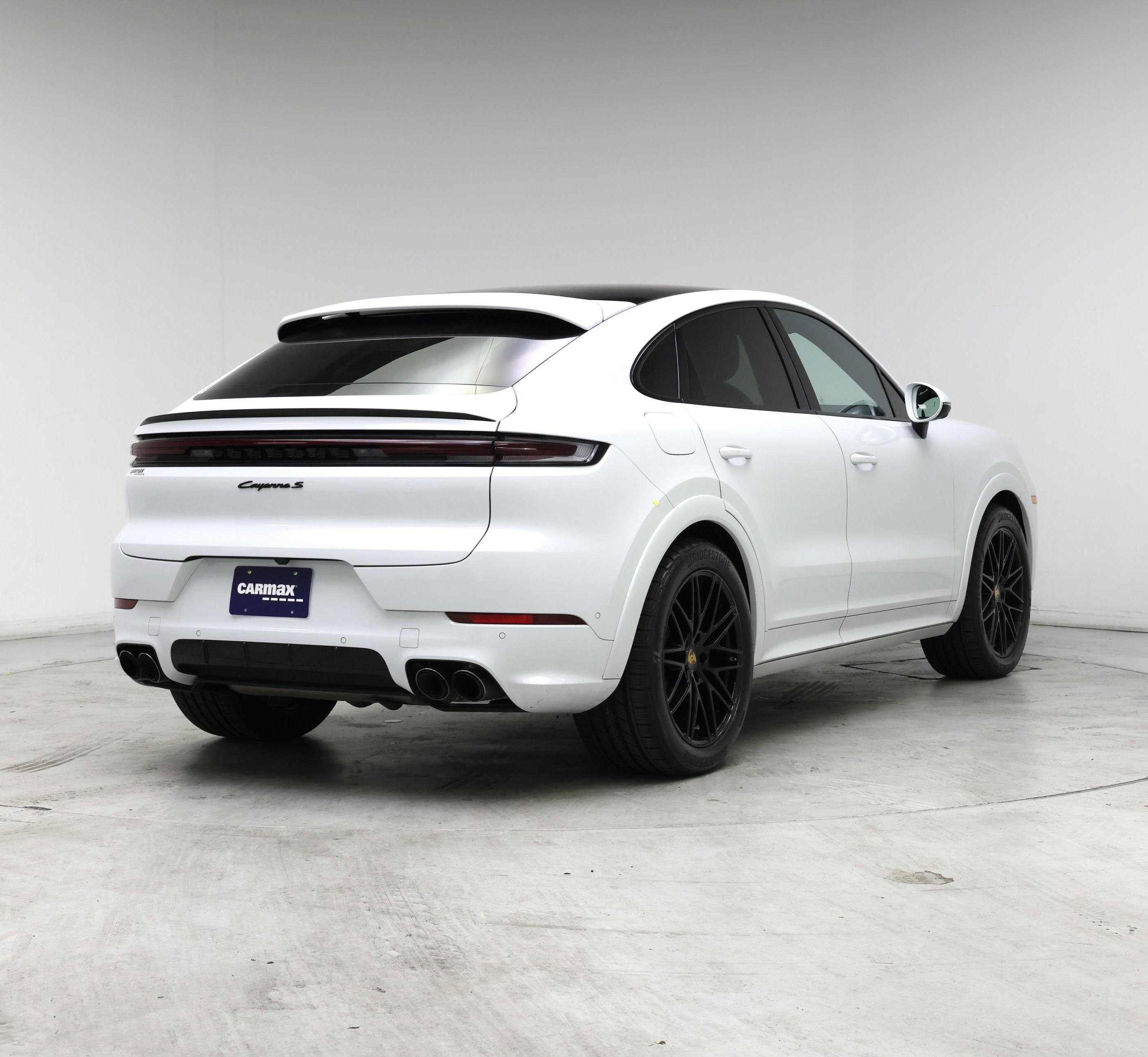 Thumbnail: 2024 Porsche Cayenne - 8