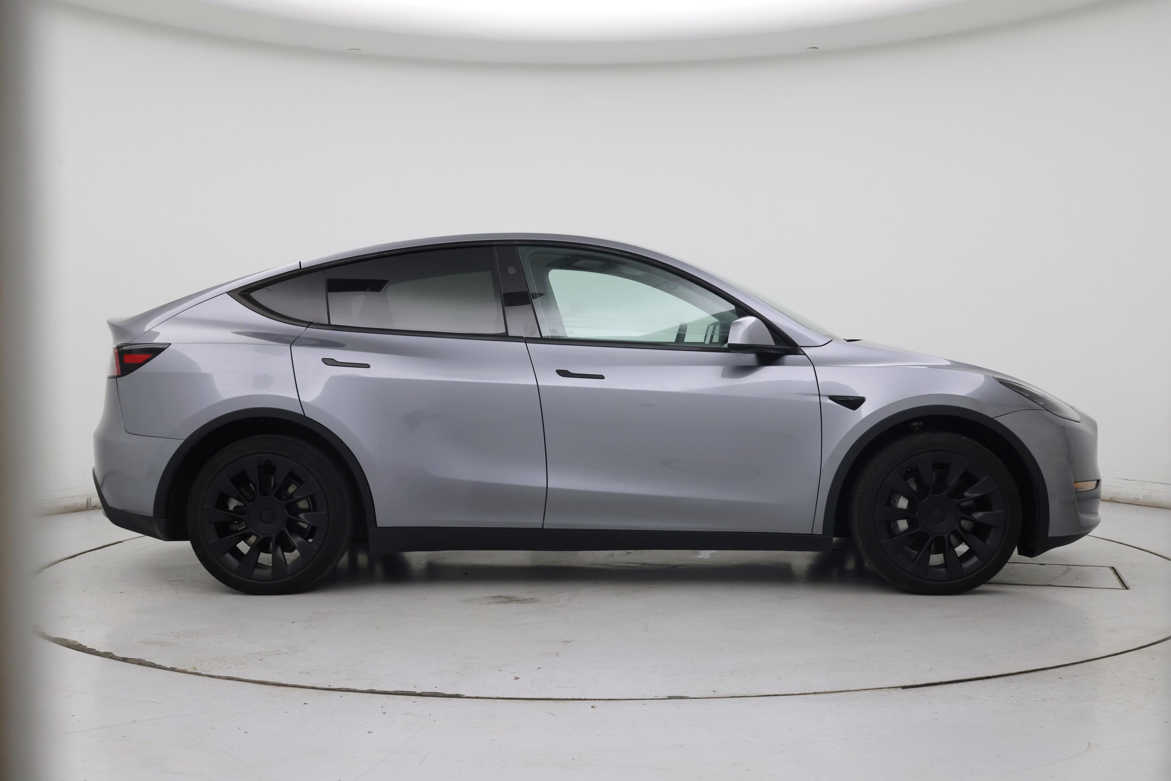 Thumbnail: 2024 Tesla Model Y - 7