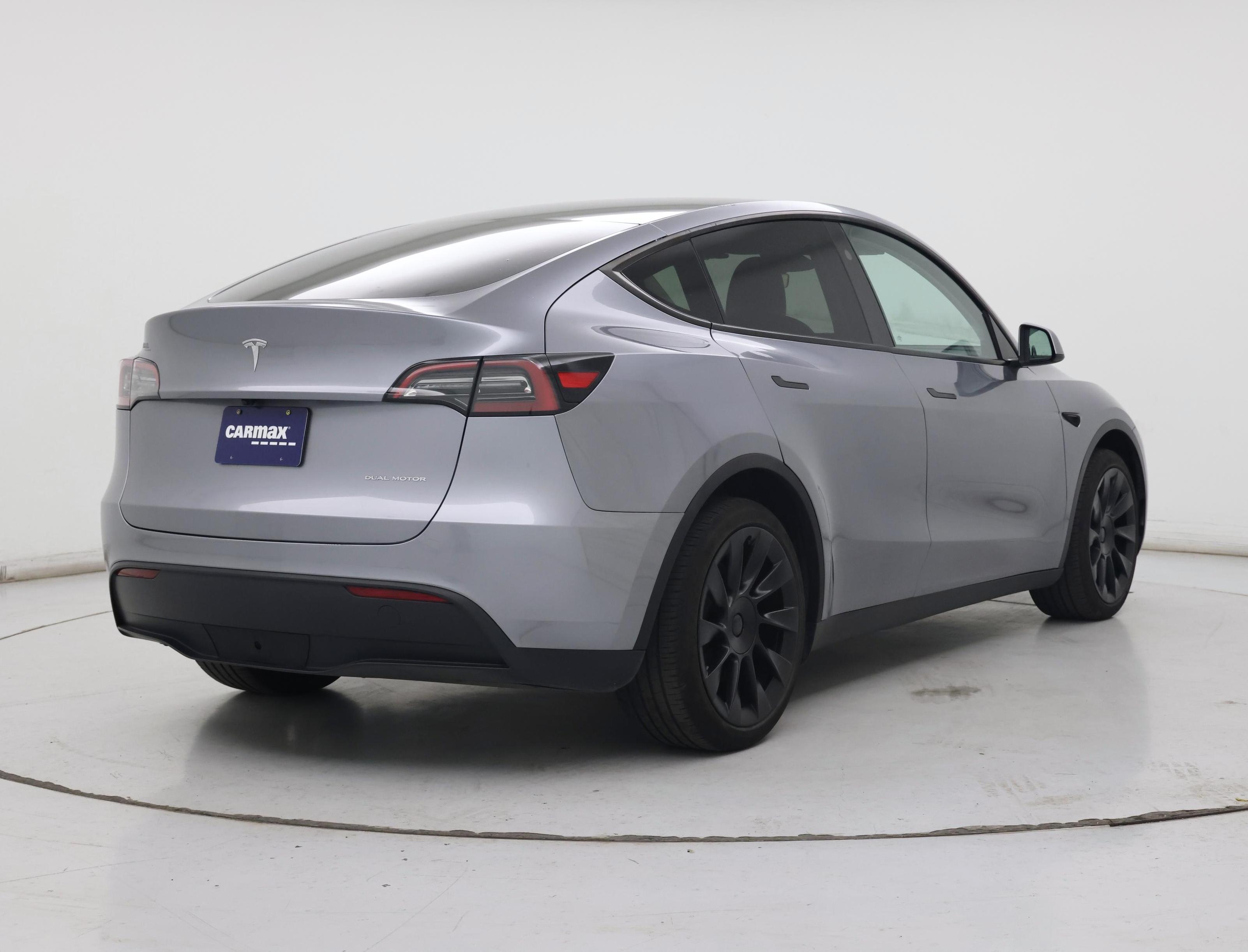 Thumbnail: 2024 Tesla Model Y - 8