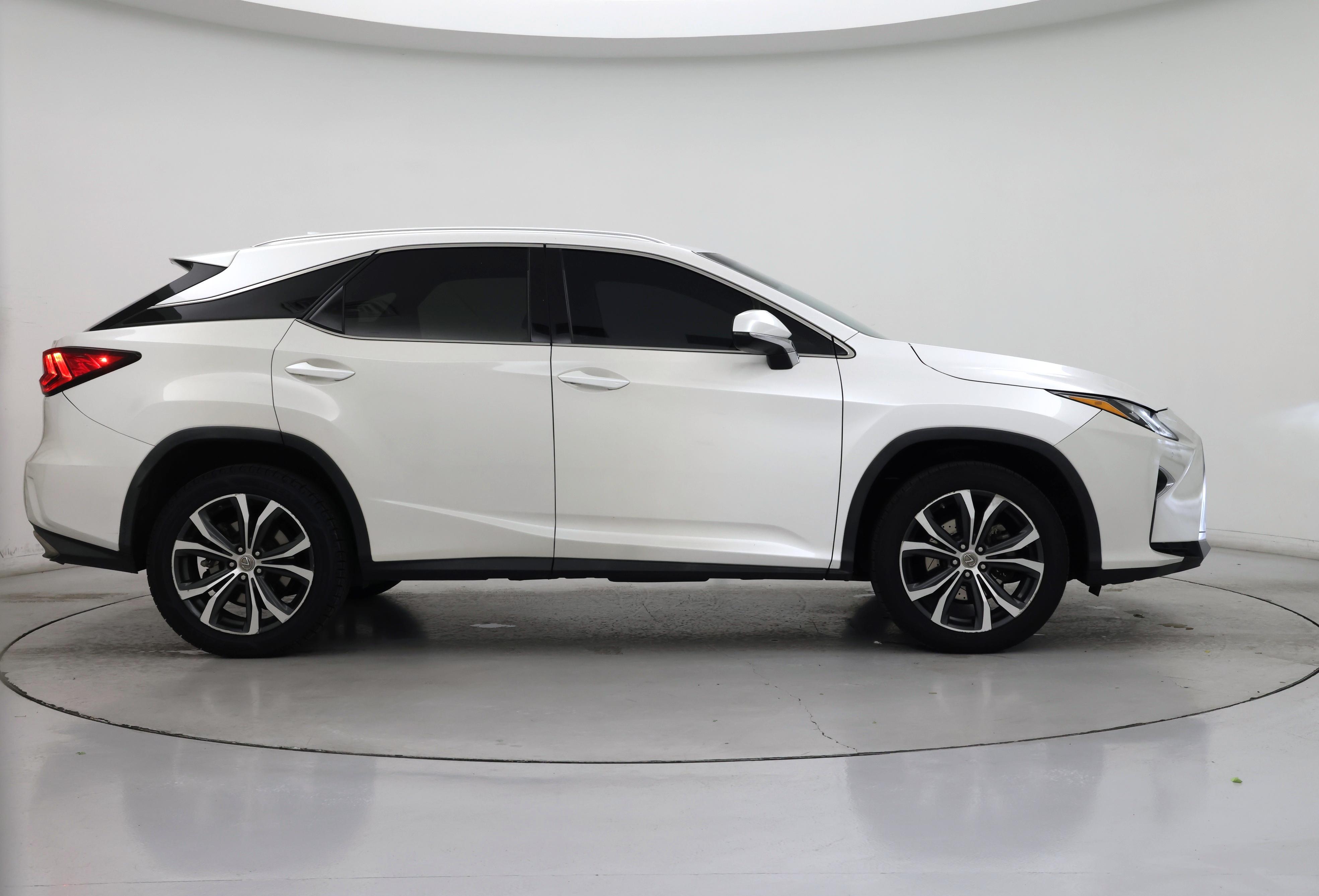 Thumbnail: 2017 Lexus RX - 7