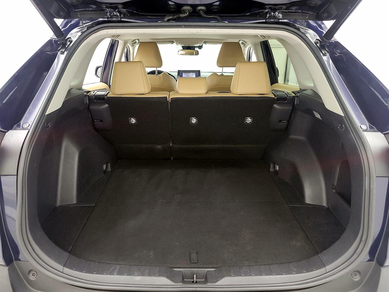 2021 Toyota RAV4 XLE Premium - Photo 22