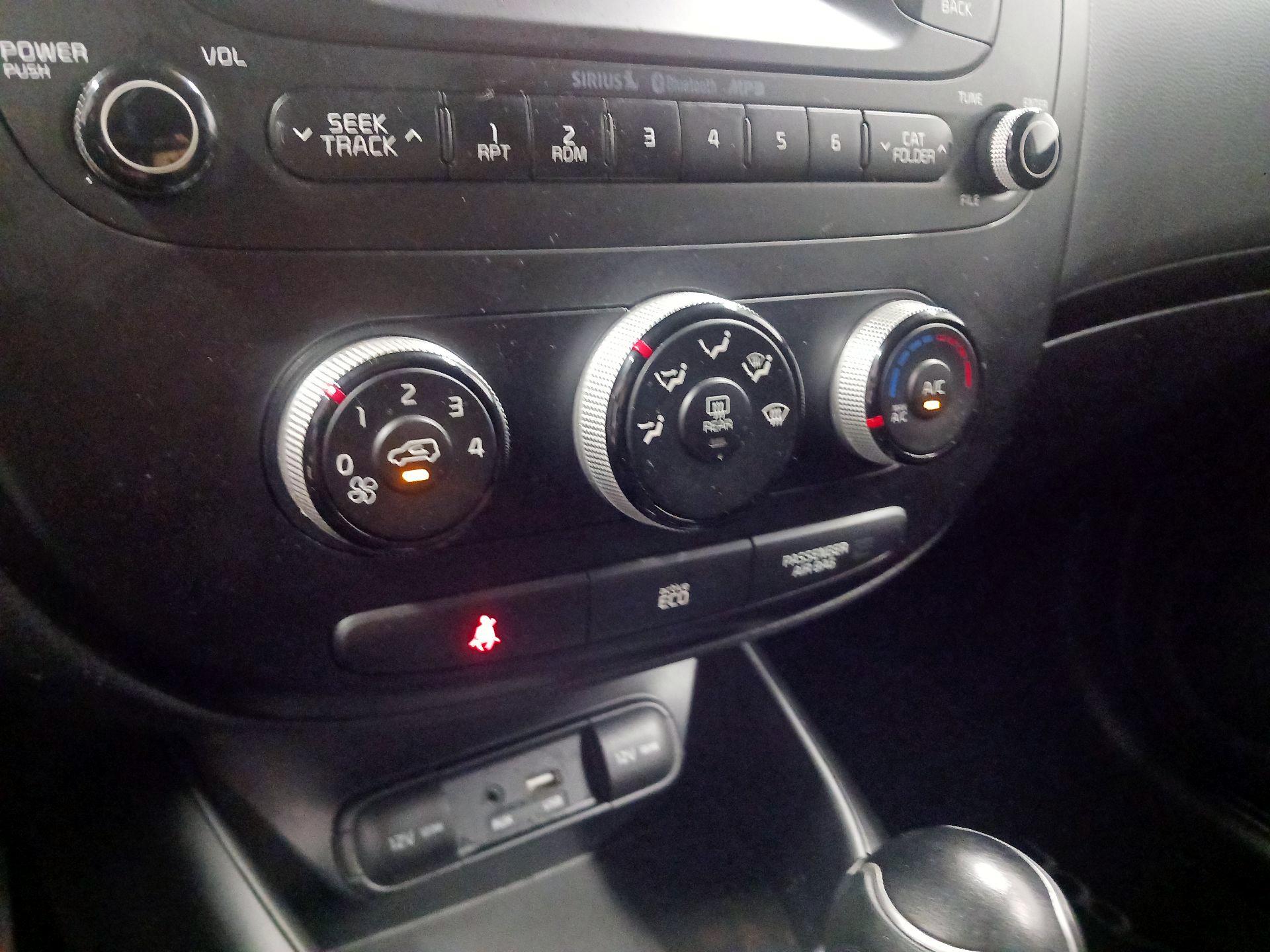 Thumbnail: 2015 Kia Soul - 14