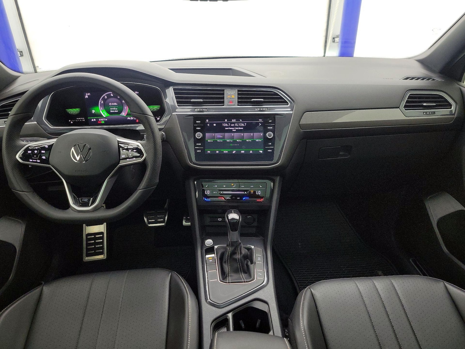2022 Volkswagen Tiguan SE R-LINE BLACK - Photo 10