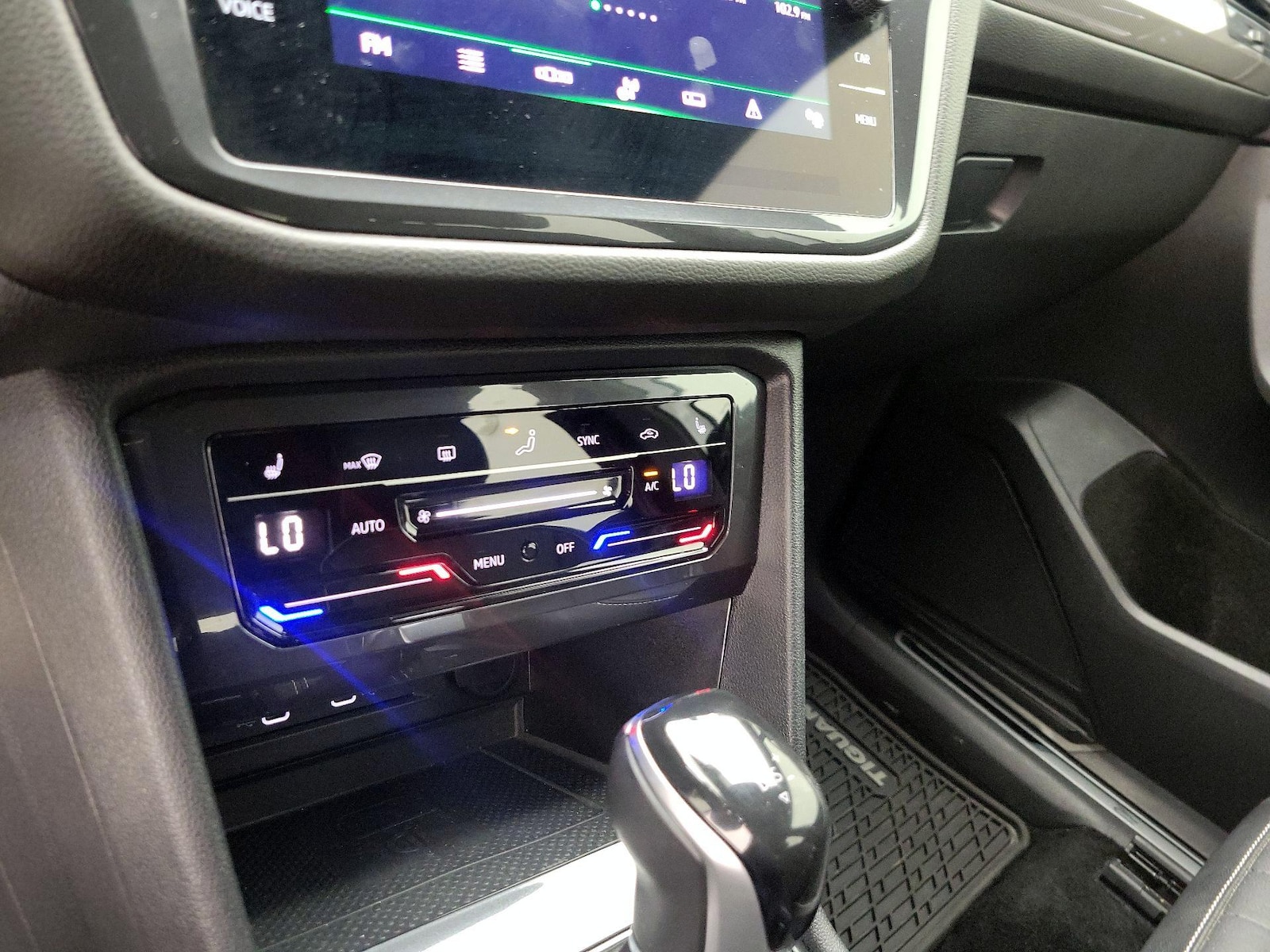 2022 Volkswagen Tiguan SE R-LINE BLACK - Photo 17