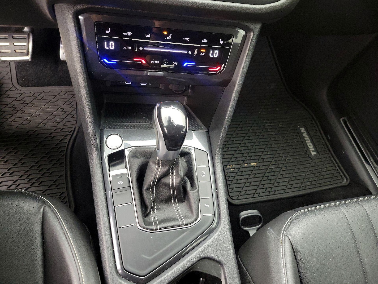 2022 Volkswagen Tiguan SE R-LINE BLACK - Photo 18