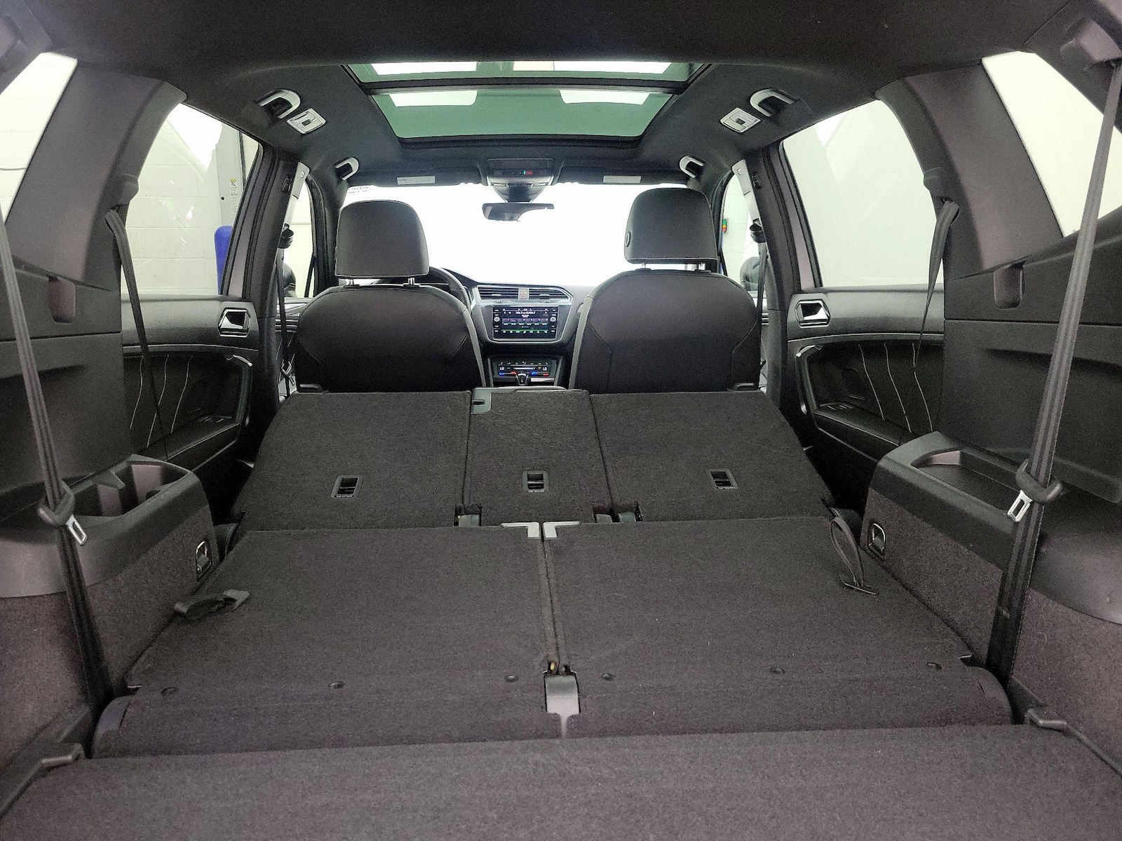 2022 Volkswagen Tiguan SE R-LINE BLACK - Photo 24