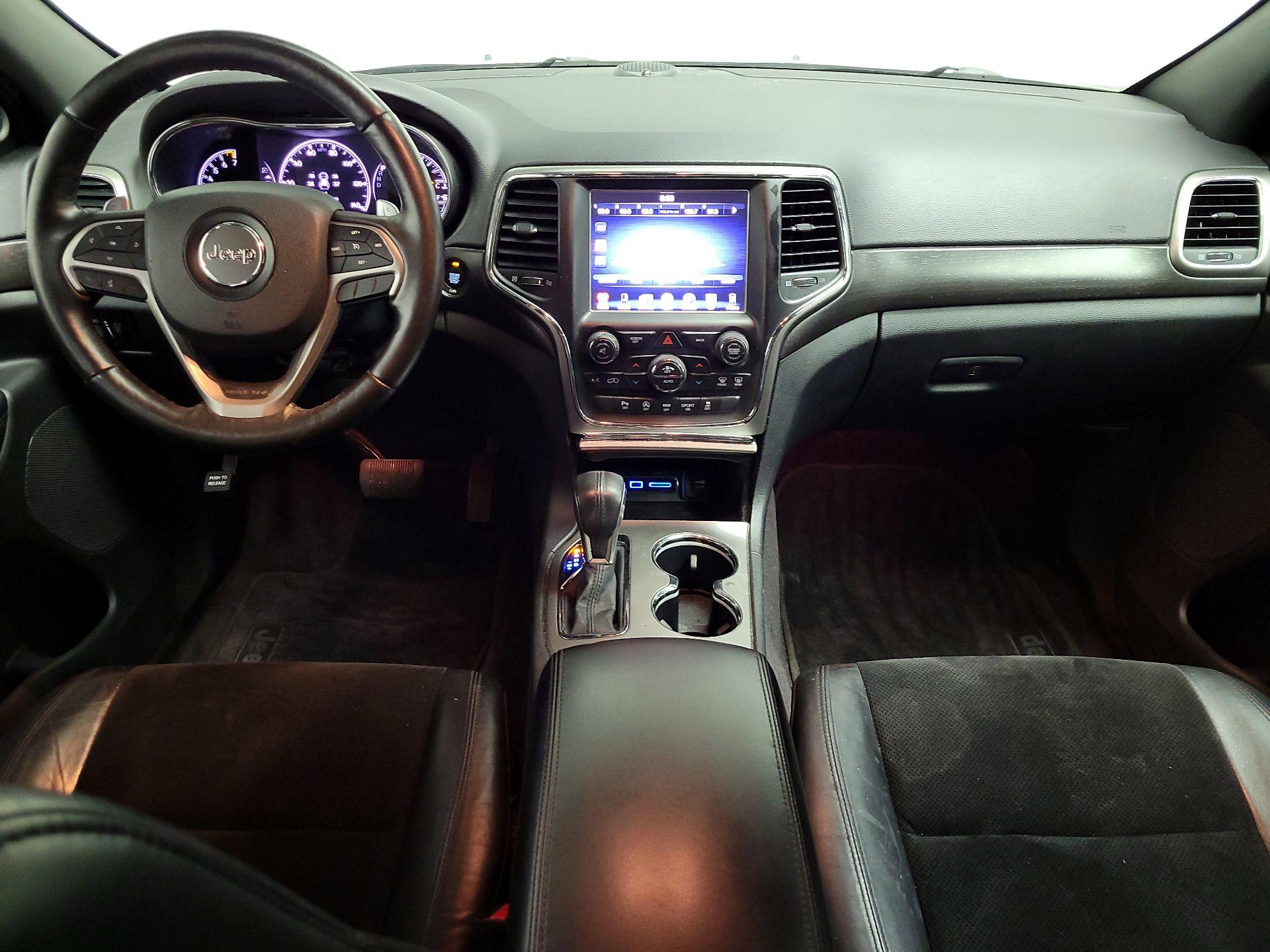 Thumbnail: 2017 Jeep Grand Cherokee - 9