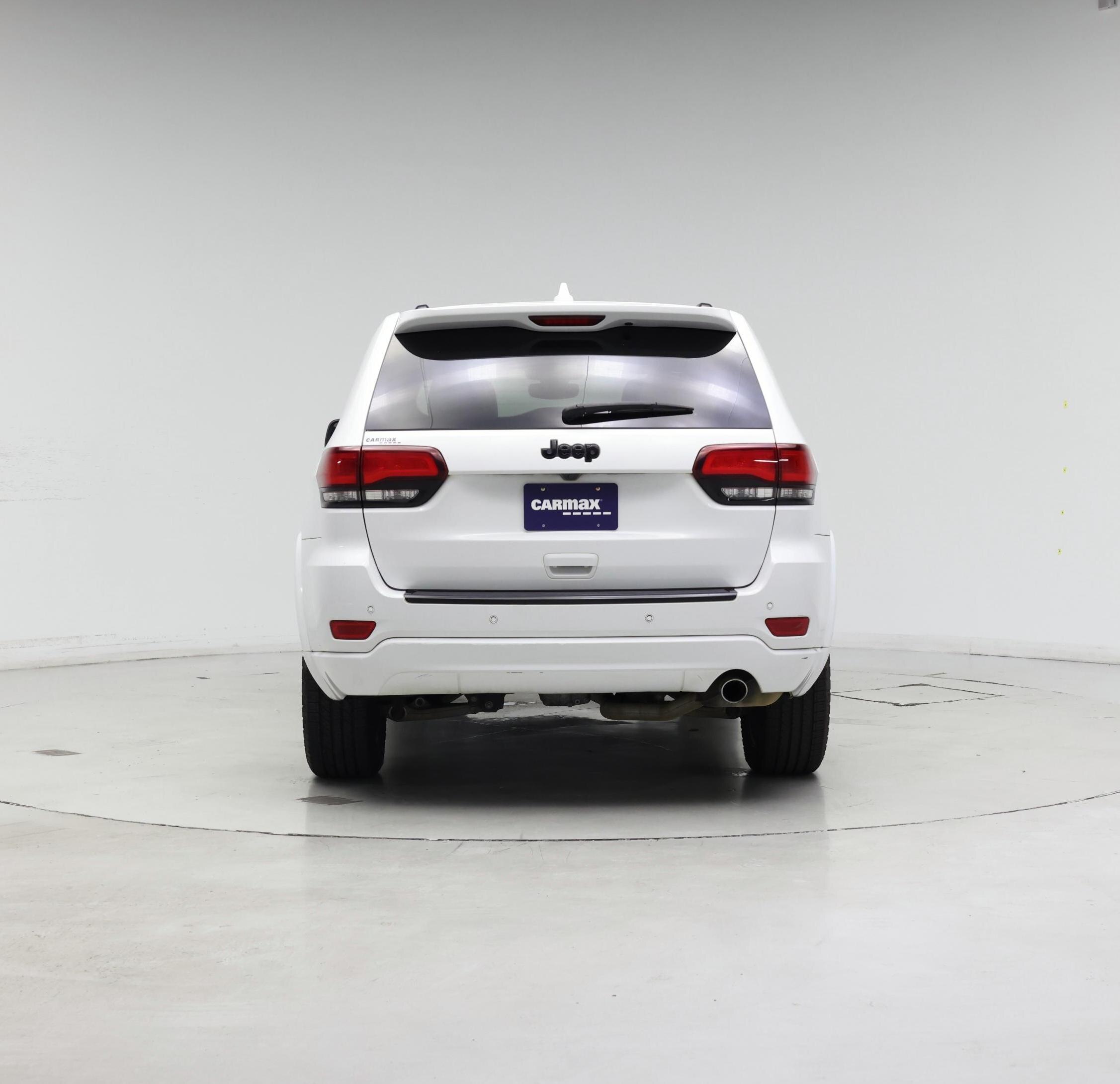 Thumbnail: 2017 Jeep Grand Cherokee - 6