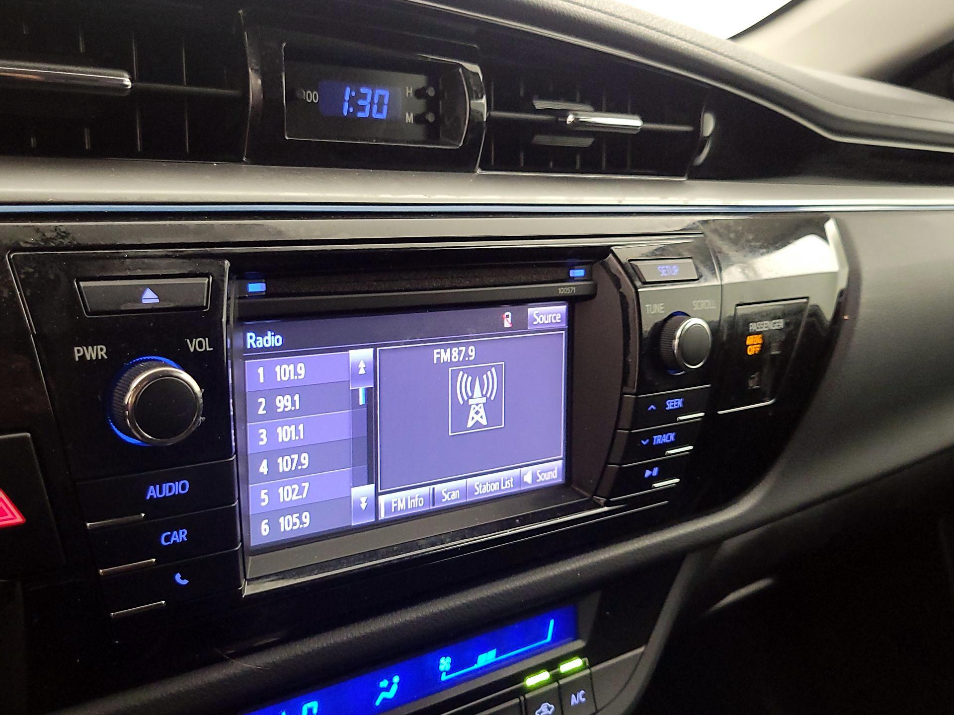 Thumbnail: 2016 Toyota Corolla - 15
