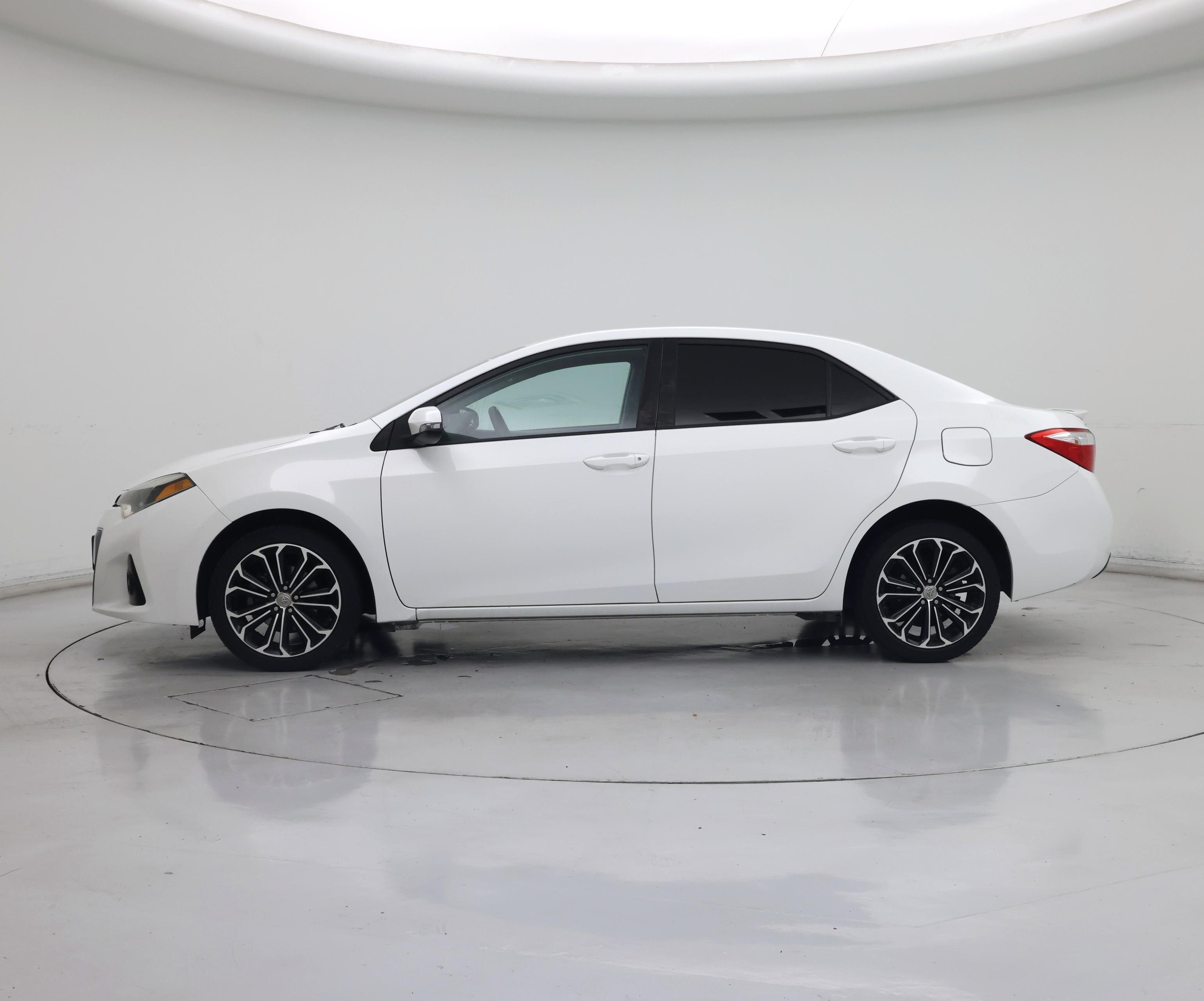 Thumbnail: 2016 Toyota Corolla - 3