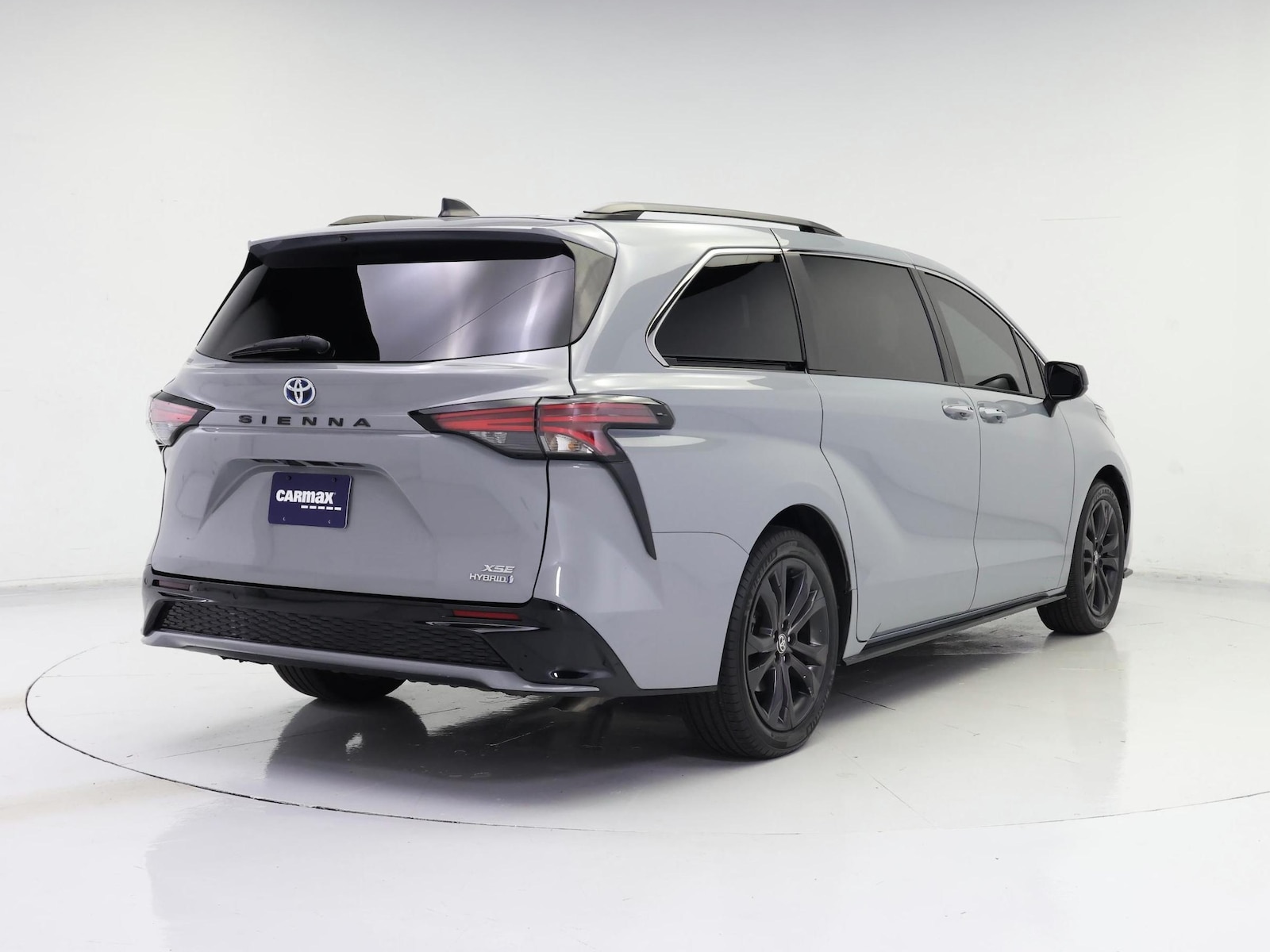 2023 Toyota Sienna XSE - Photo 9