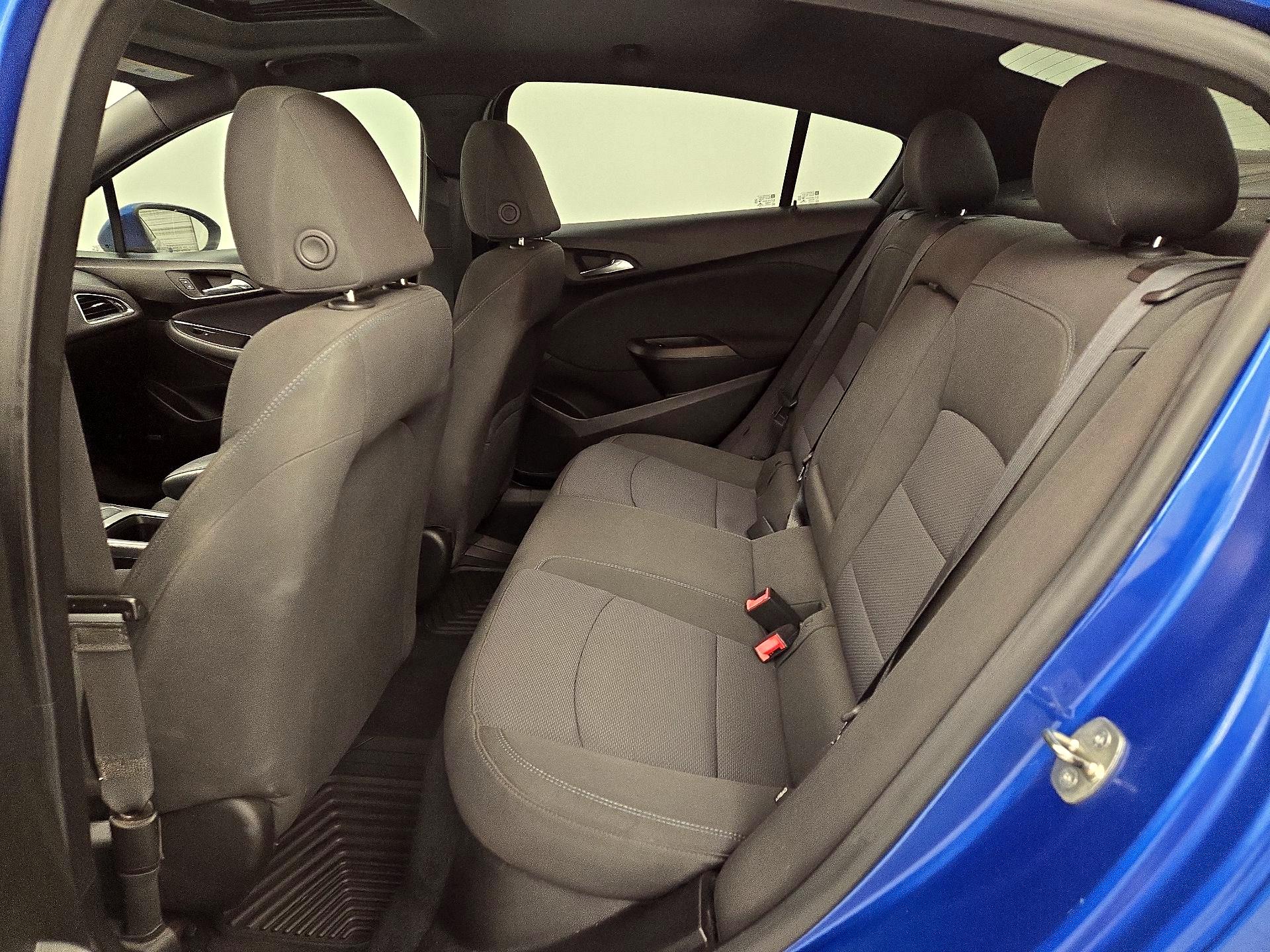 Thumbnail: 2018 Chevrolet Cruze - 20