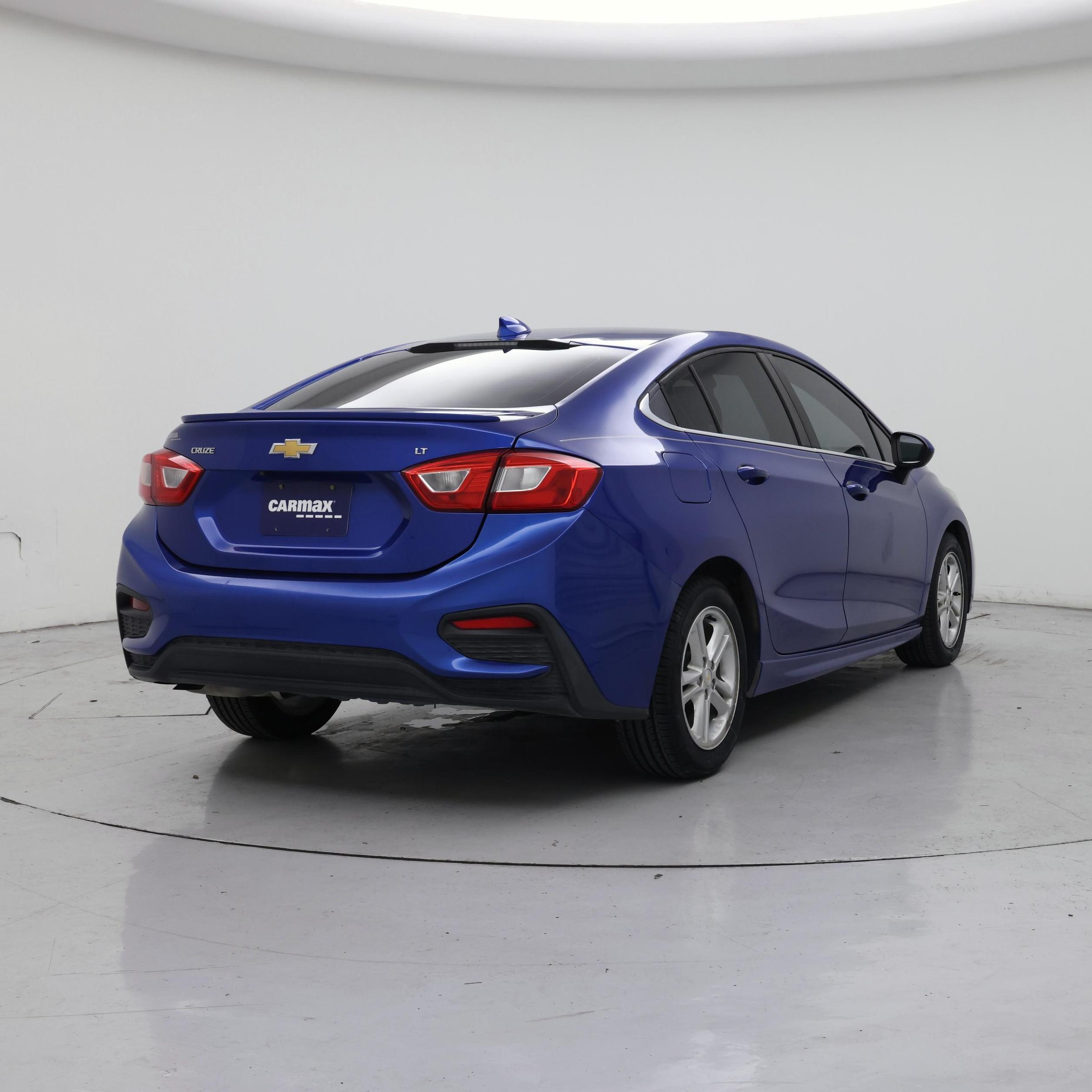 Thumbnail: 2018 Chevrolet Cruze - 8