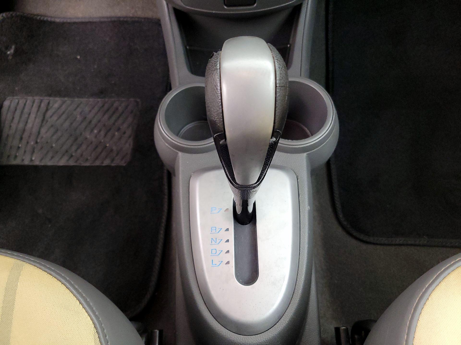 Thumbnail: 2014 Chevrolet Spark - 16