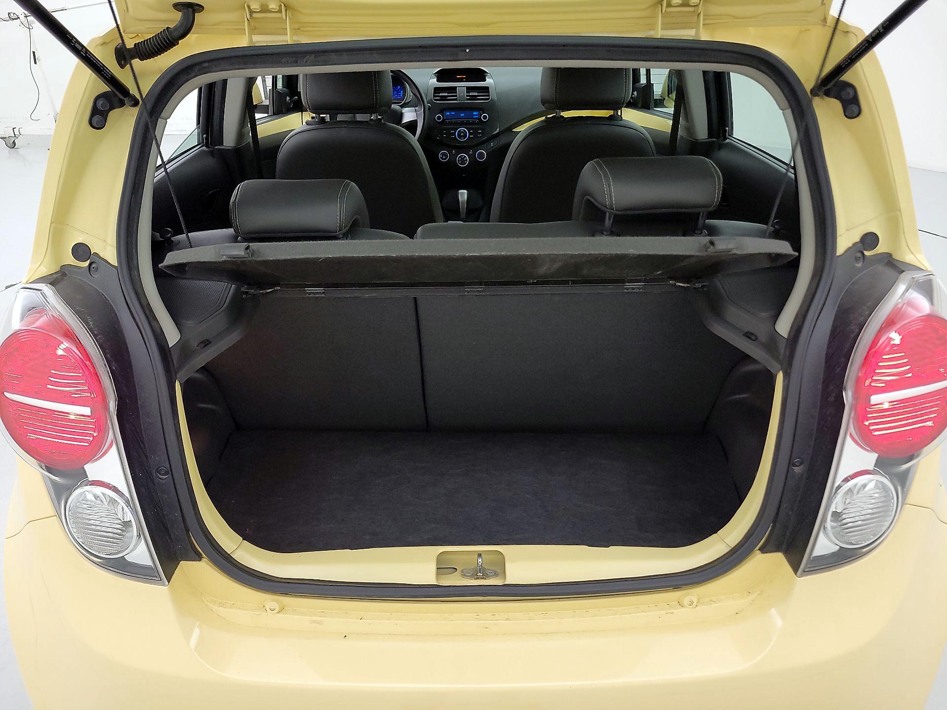Thumbnail: 2014 Chevrolet Spark - 19