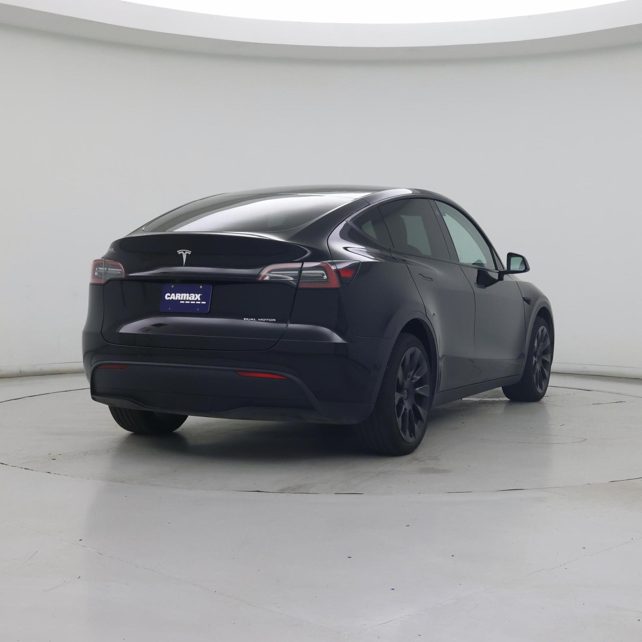 Thumbnail: 2022 Tesla Model Y - 8