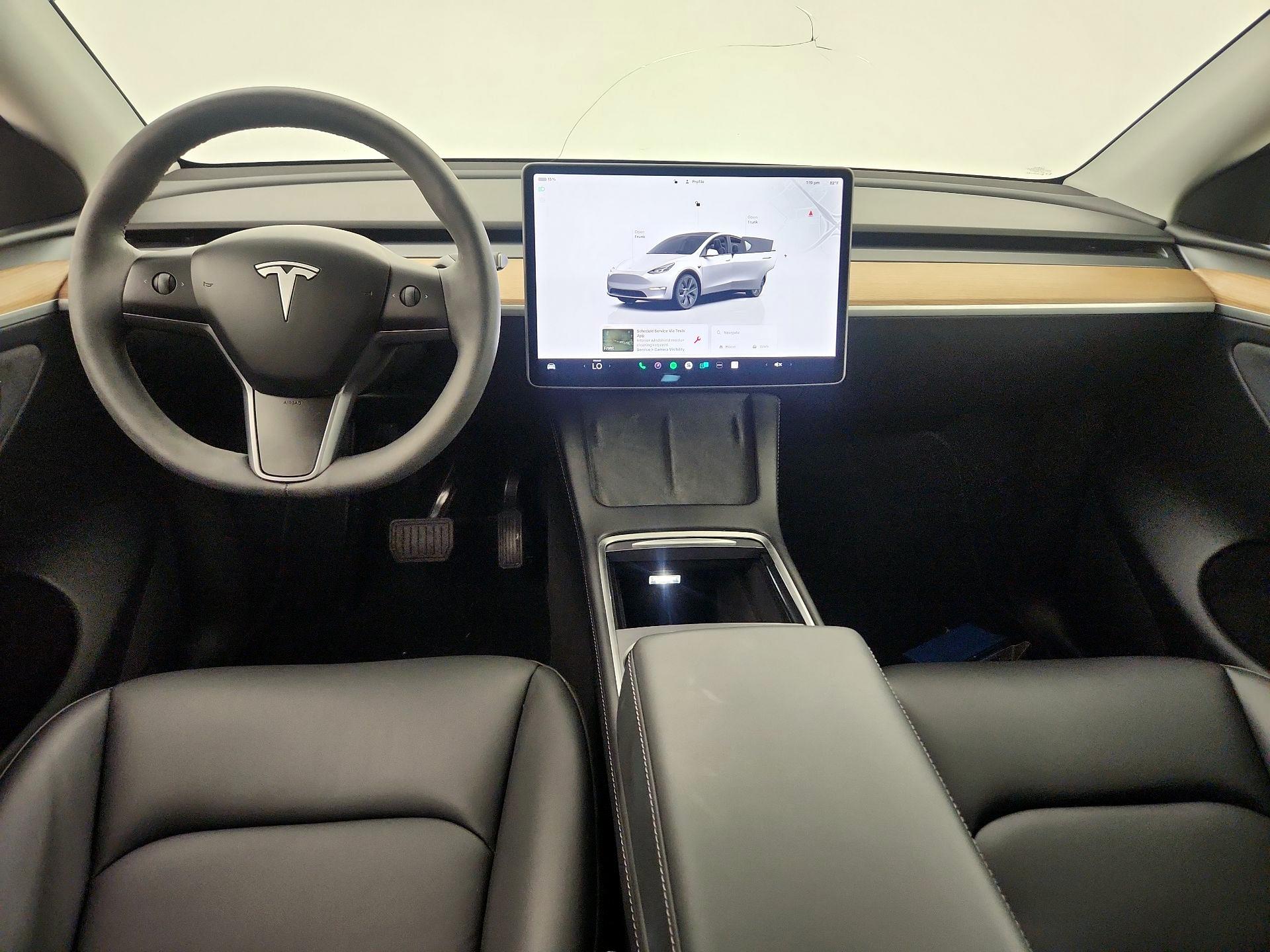 Thumbnail: 2025 Tesla Model Y - 9