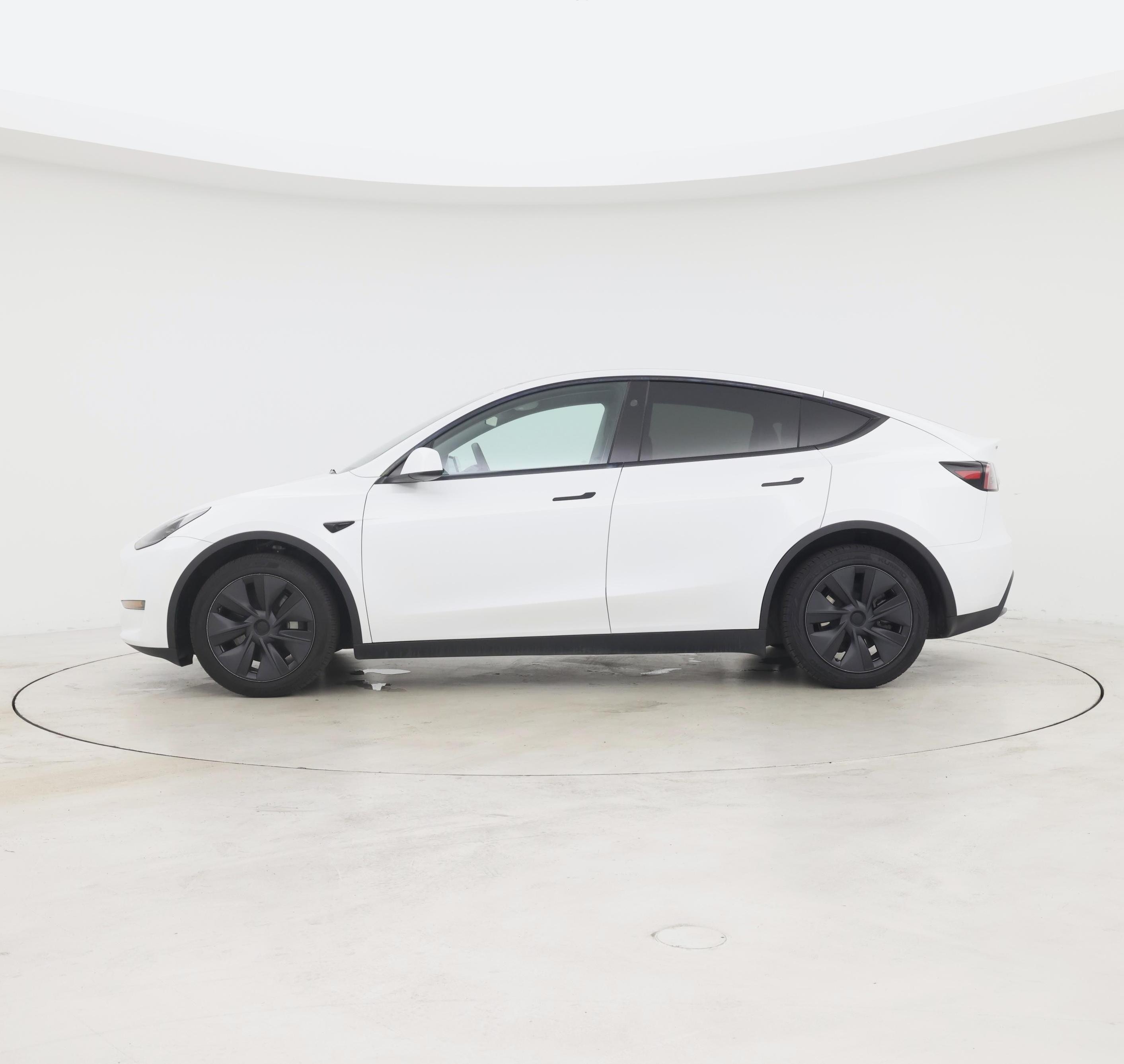Thumbnail: 2025 Tesla Model Y - 3