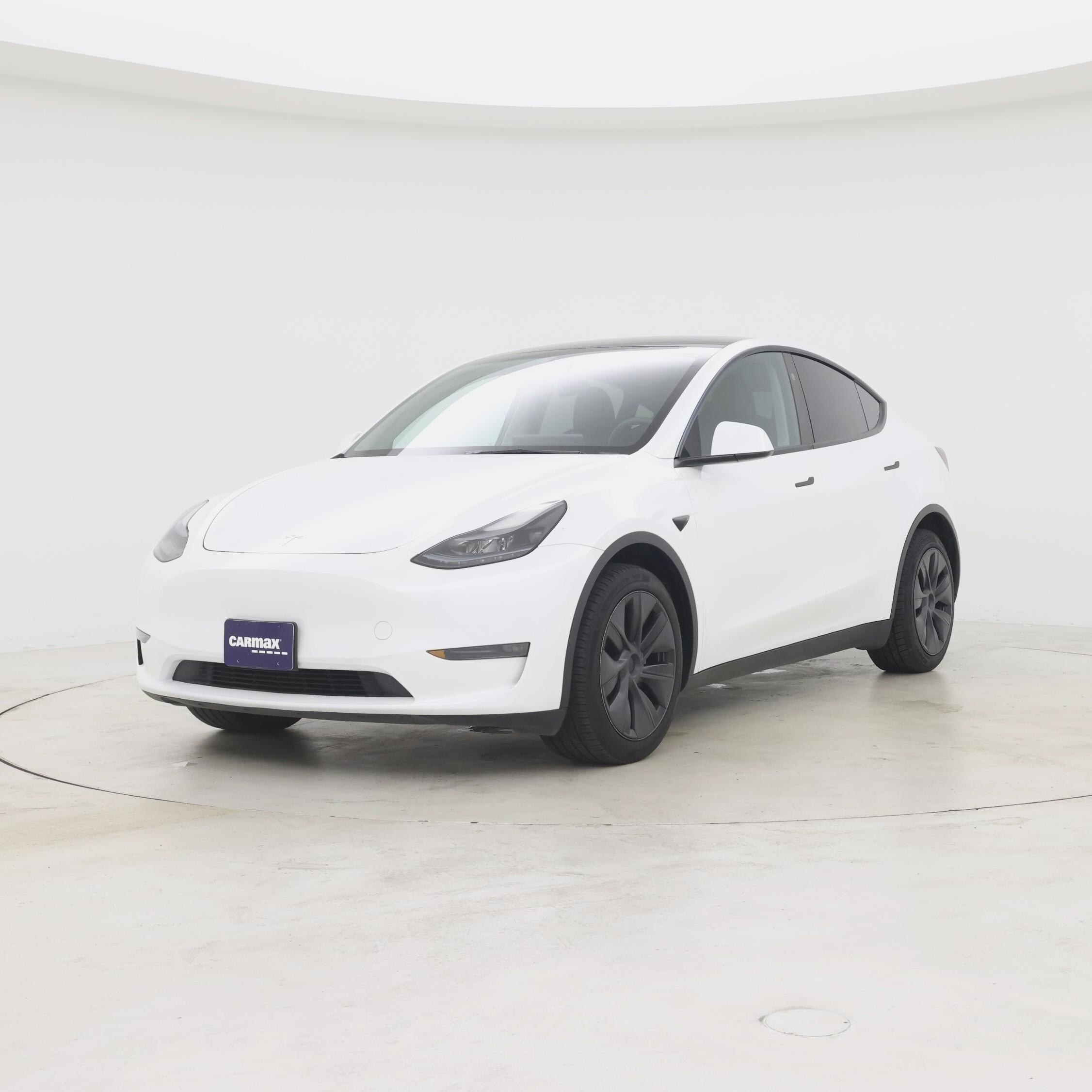 Thumbnail: 2025 Tesla Model Y - 4