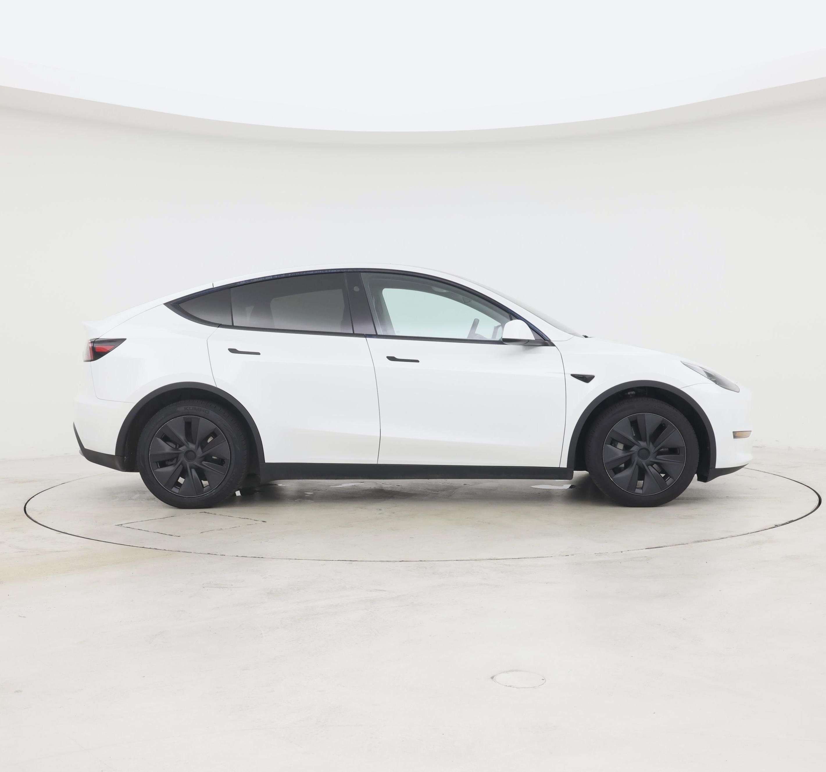 Thumbnail: 2025 Tesla Model Y - 7