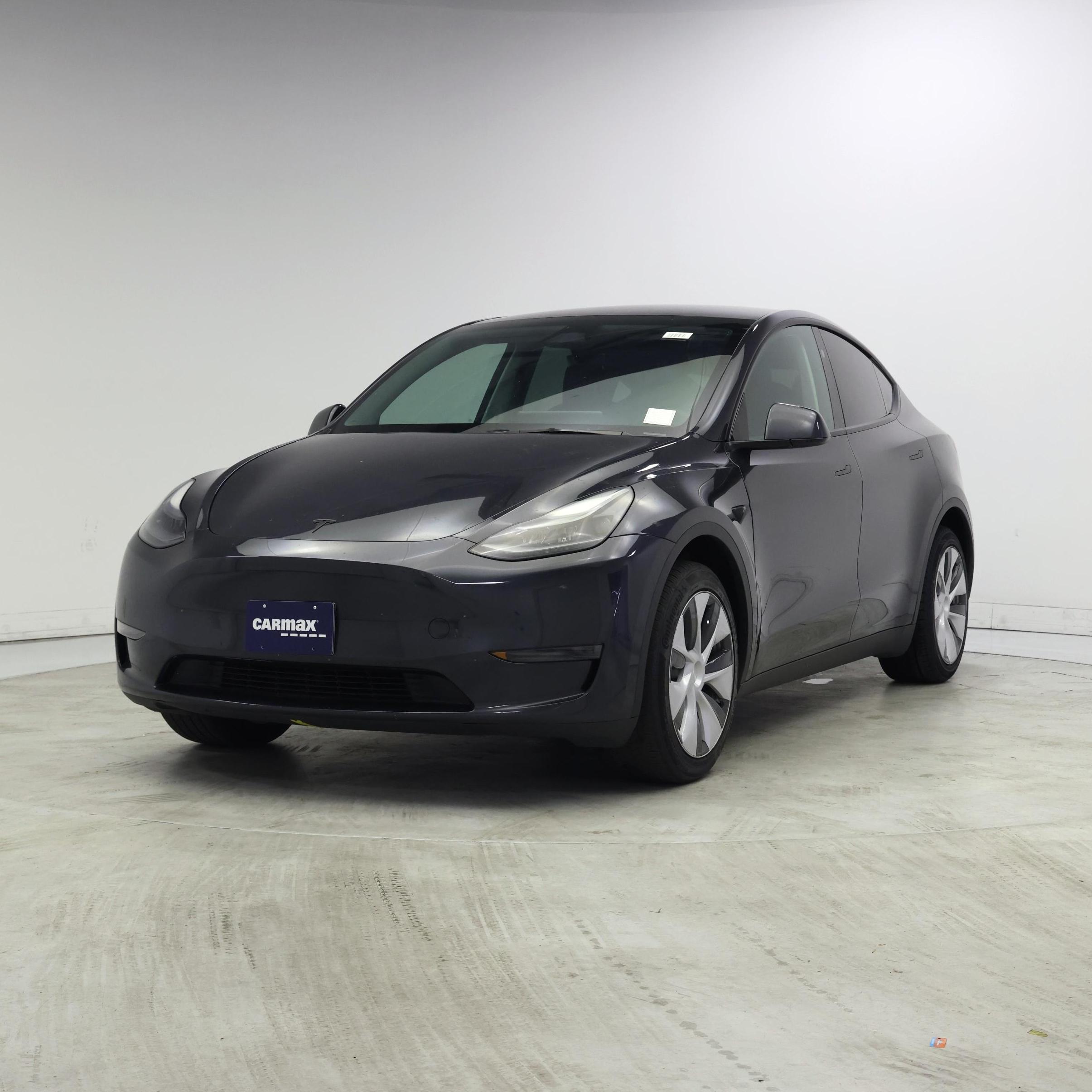 Thumbnail: 2024 Tesla Model Y - 4