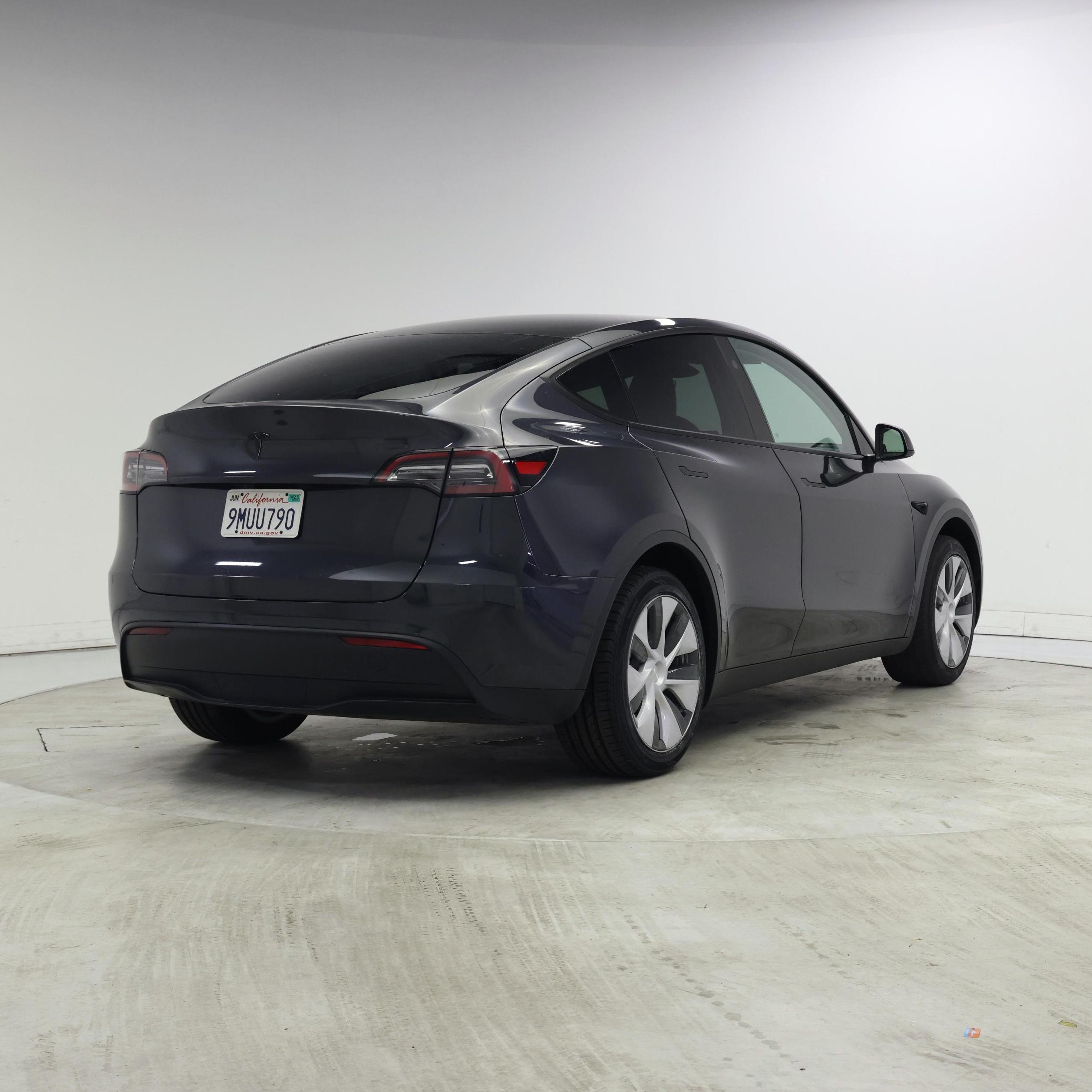 Thumbnail: 2024 Tesla Model Y - 8