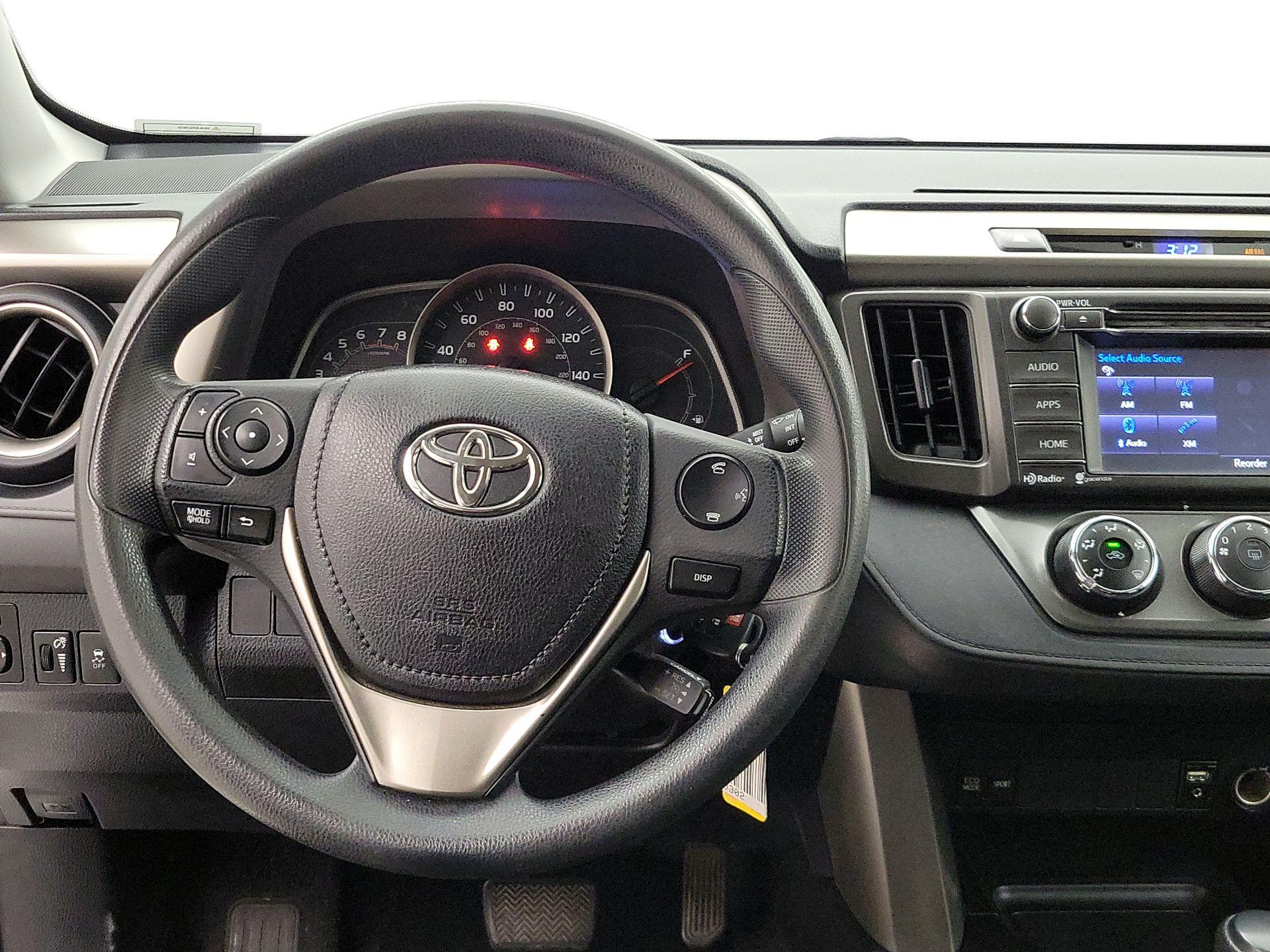 Thumbnail: 2014 Toyota RAV4 - 10