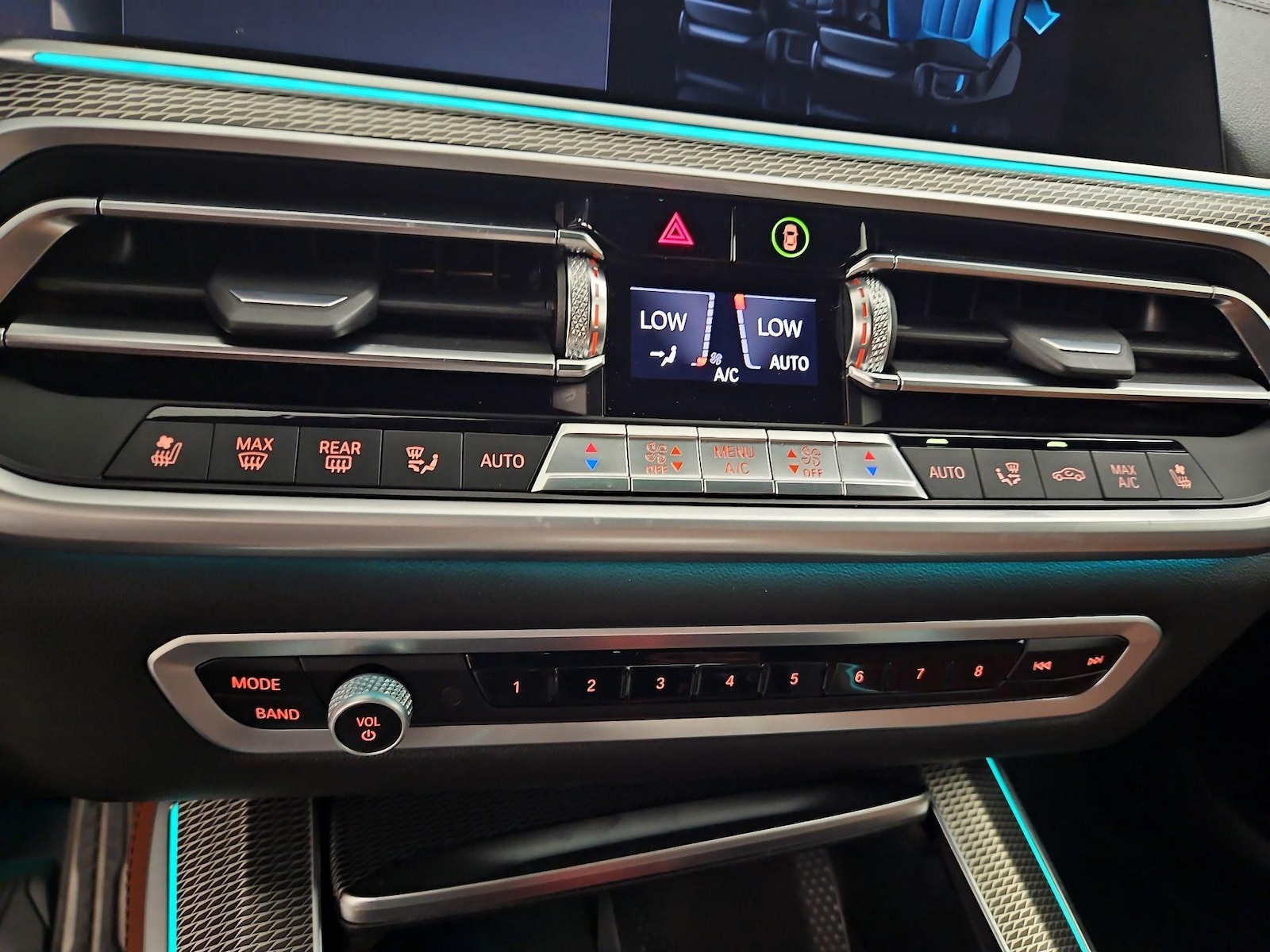 2023 BMW X5 45e - Photo 18