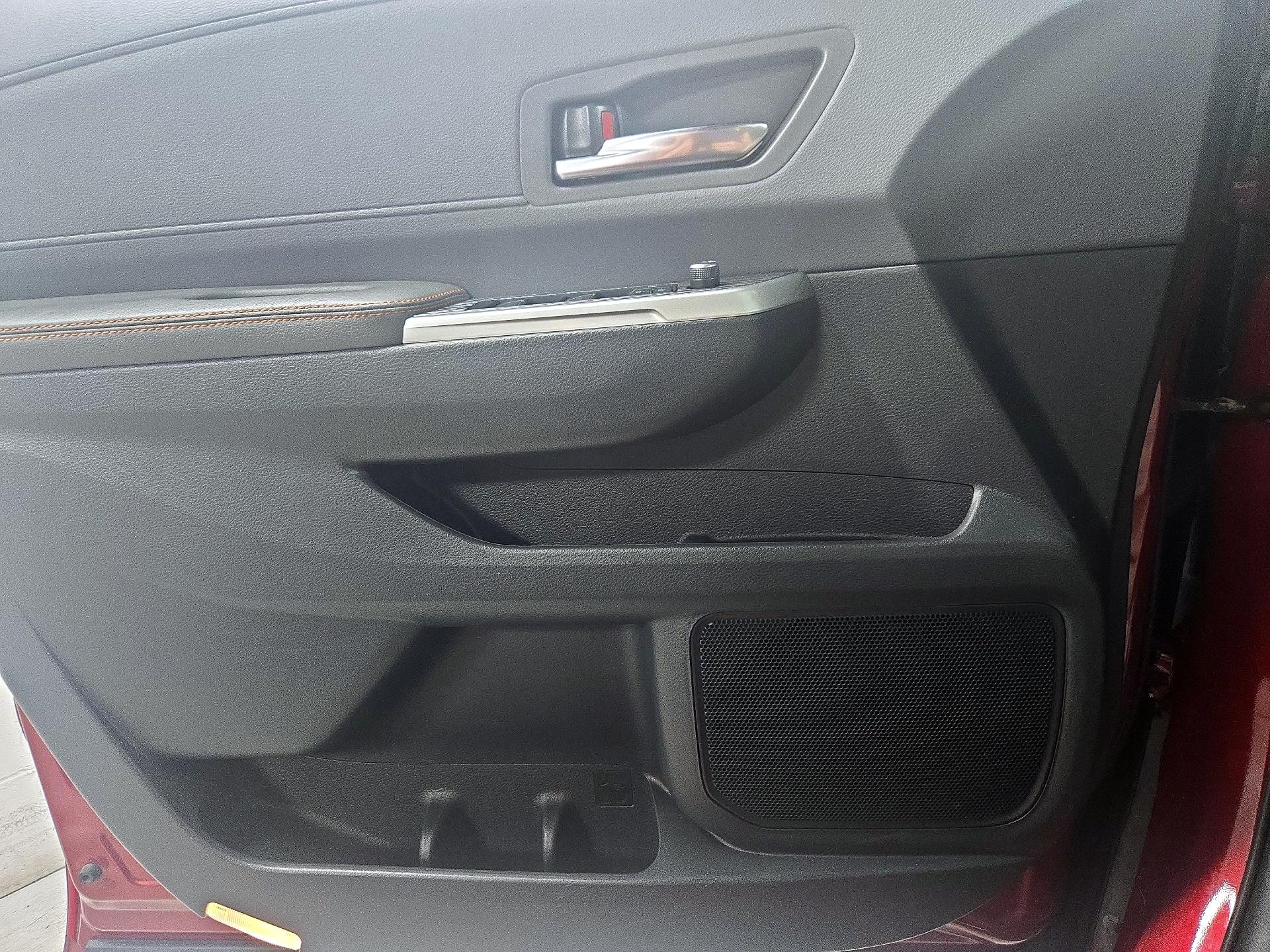 Thumbnail: 2021 Toyota Sienna - 12