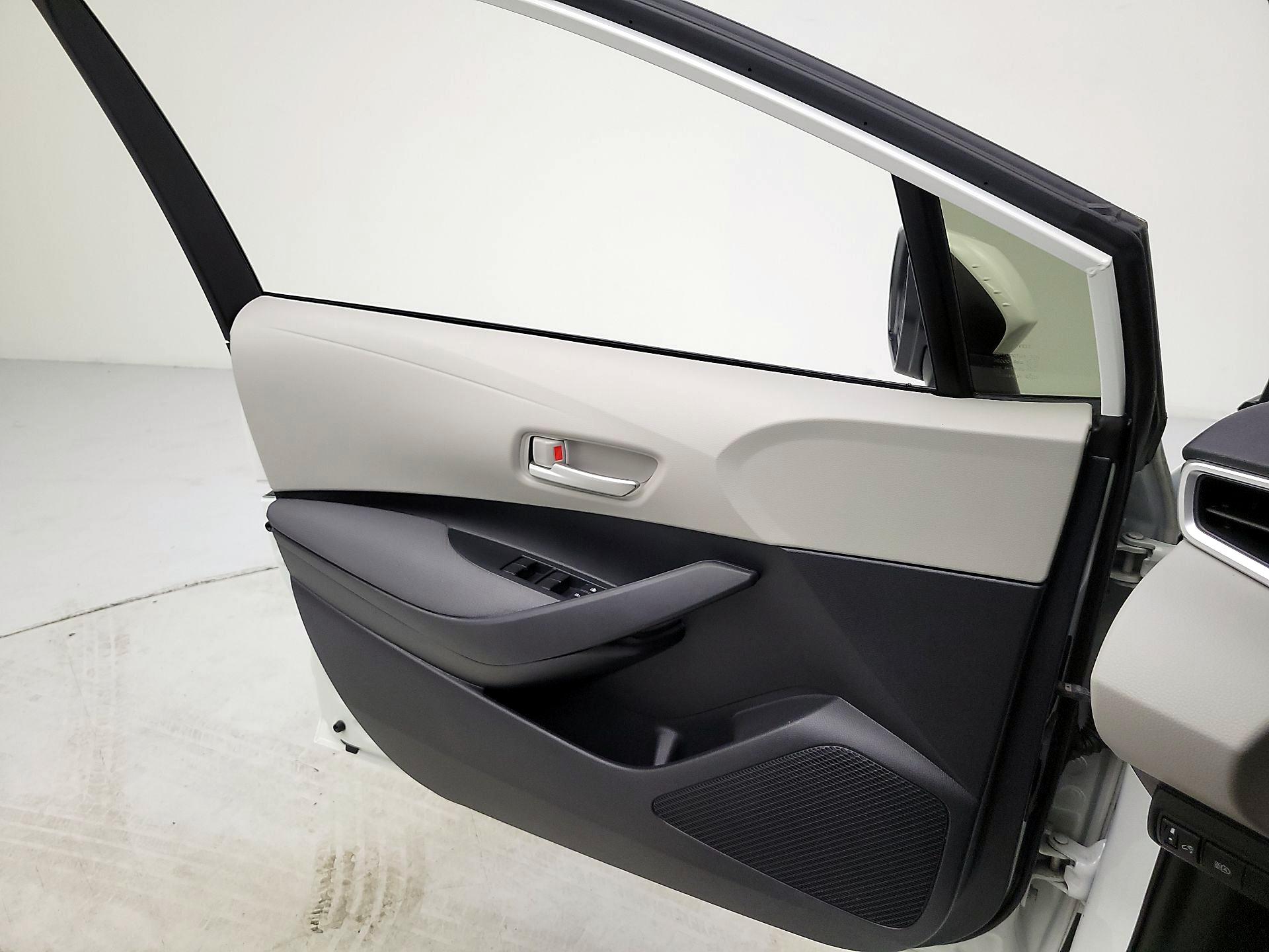 Thumbnail: 2021 Toyota Corolla - 12