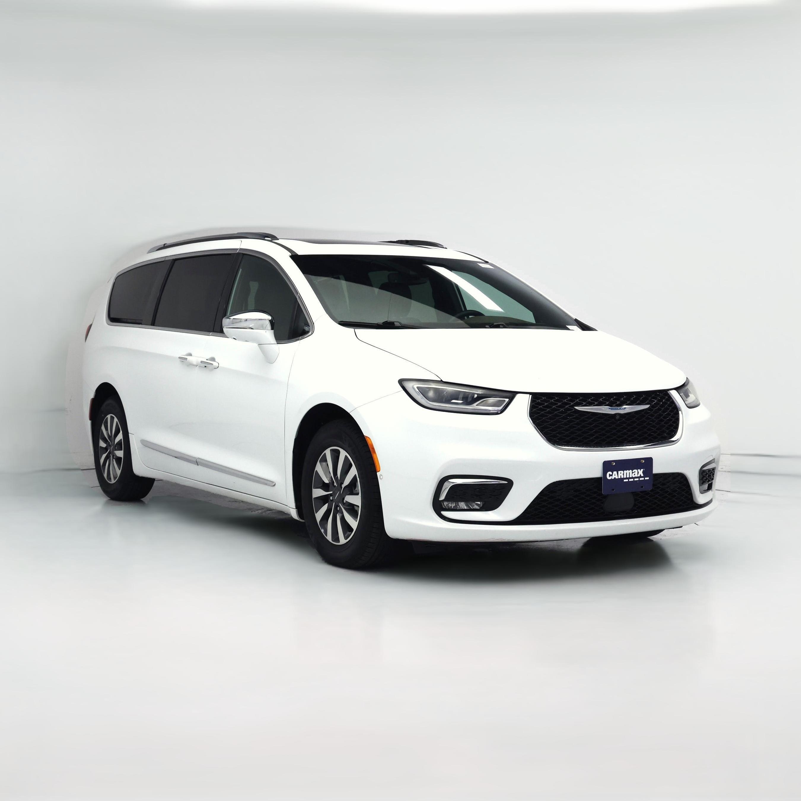 Thumbnail: 2021 Chrysler Pacifica - 1
