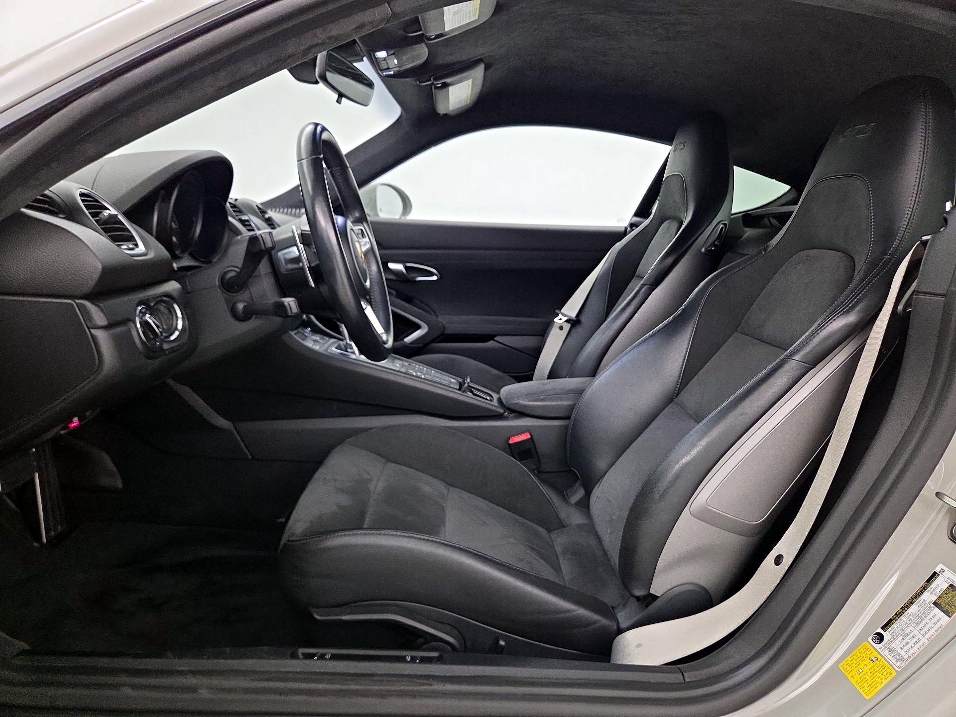 Thumbnail: 2018 Porsche 718 Cayman - 11