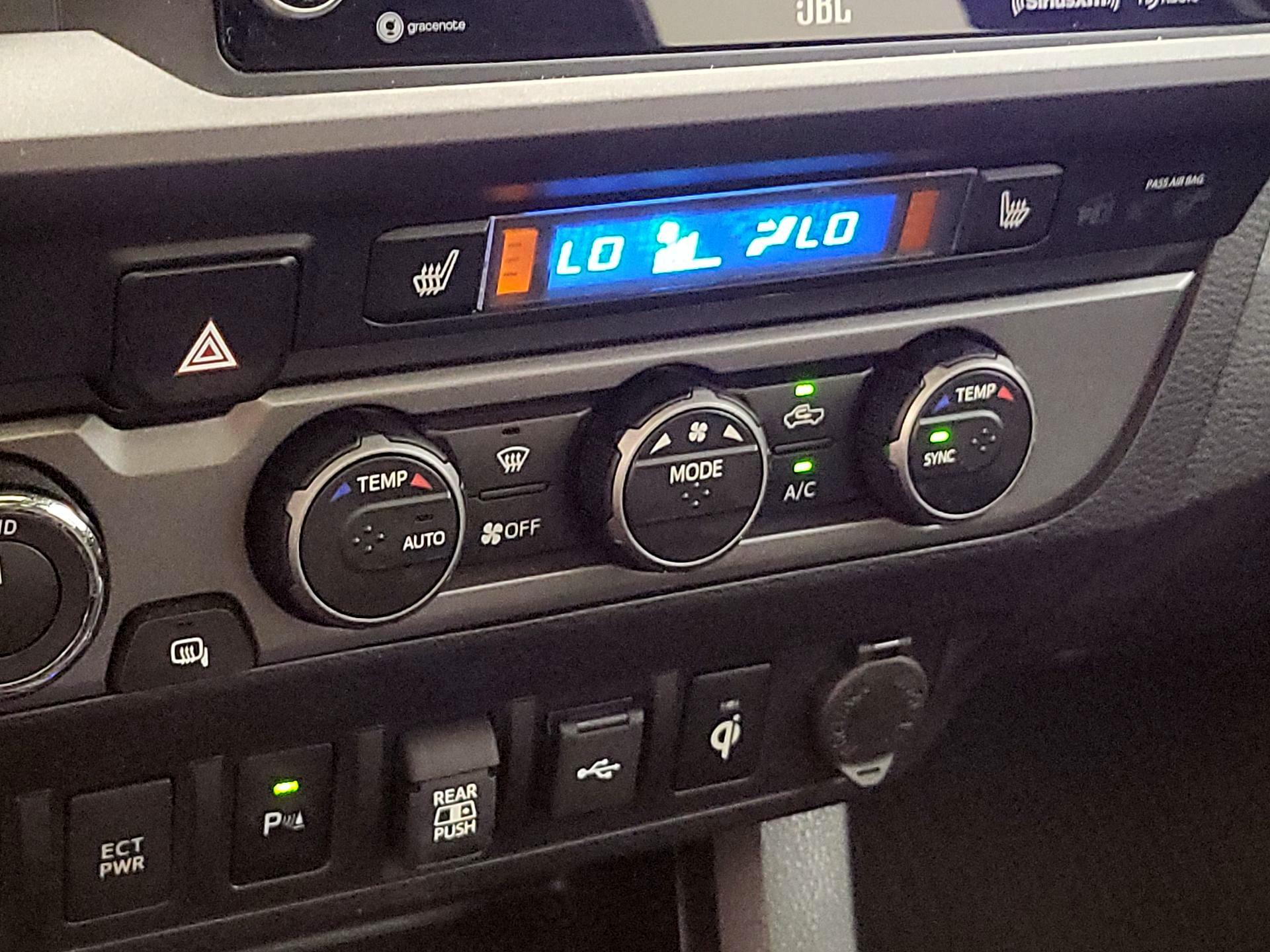 Thumbnail: 2023 Toyota Tacoma - 15