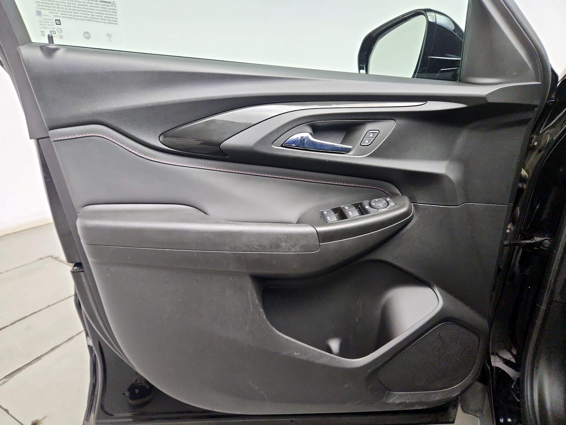 Thumbnail: 2022 Chevrolet TrailBlazer - 12