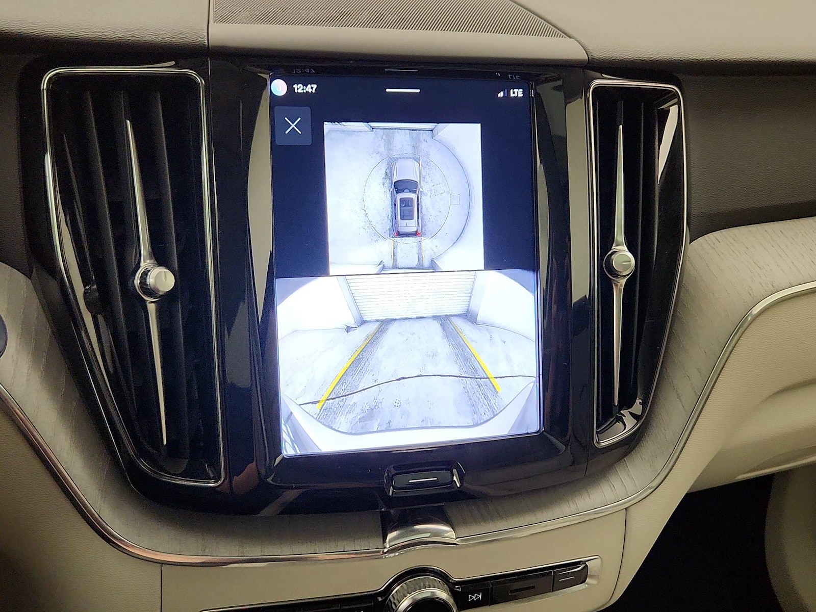 2024 Volvo XC60 Plus - Photo 15