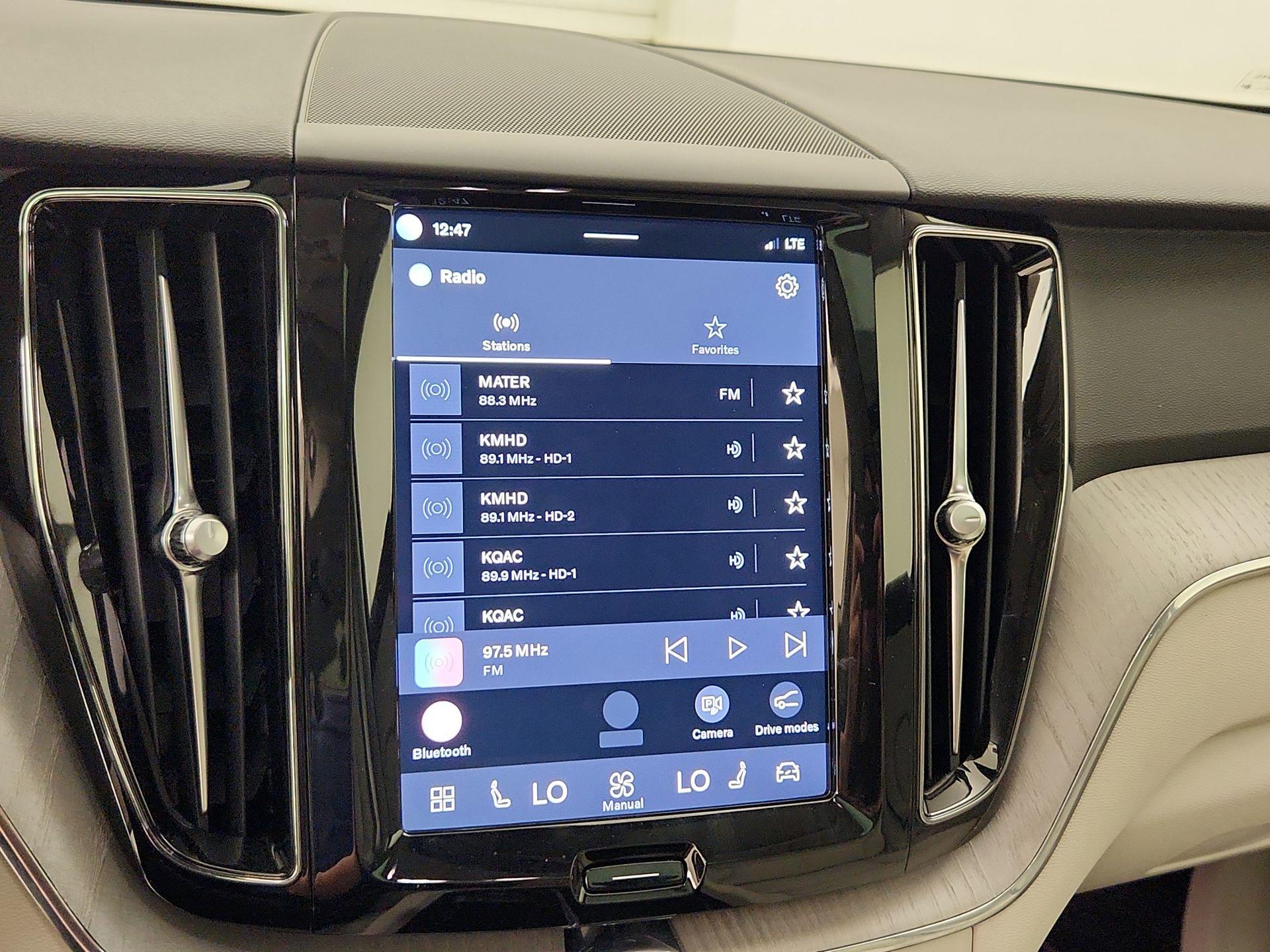 Thumbnail: 2024 Volvo XC60 - 15