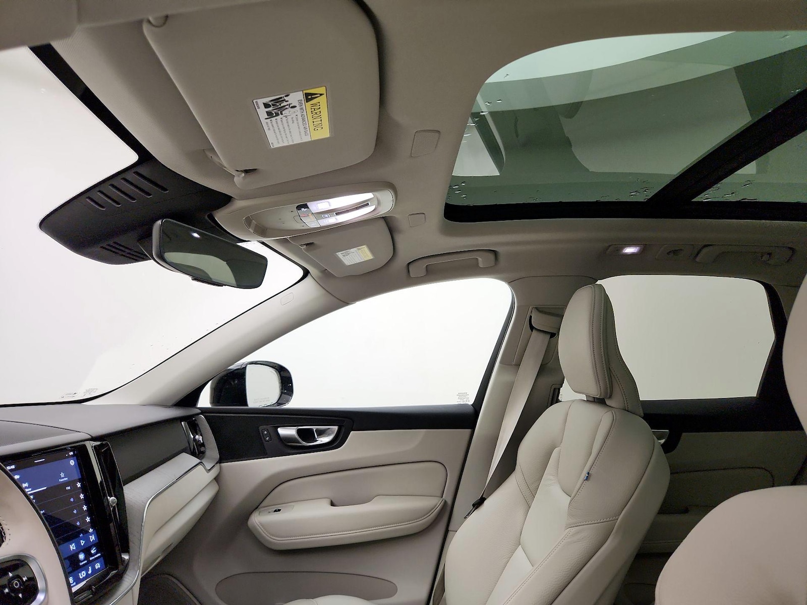 2024 Volvo XC60 Plus - Photo 20