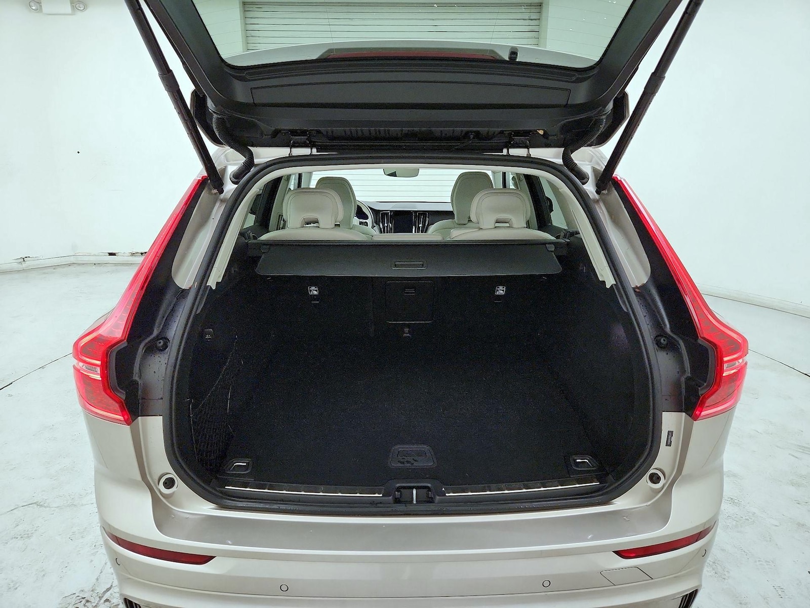 2024 Volvo XC60 Plus - Photo 22